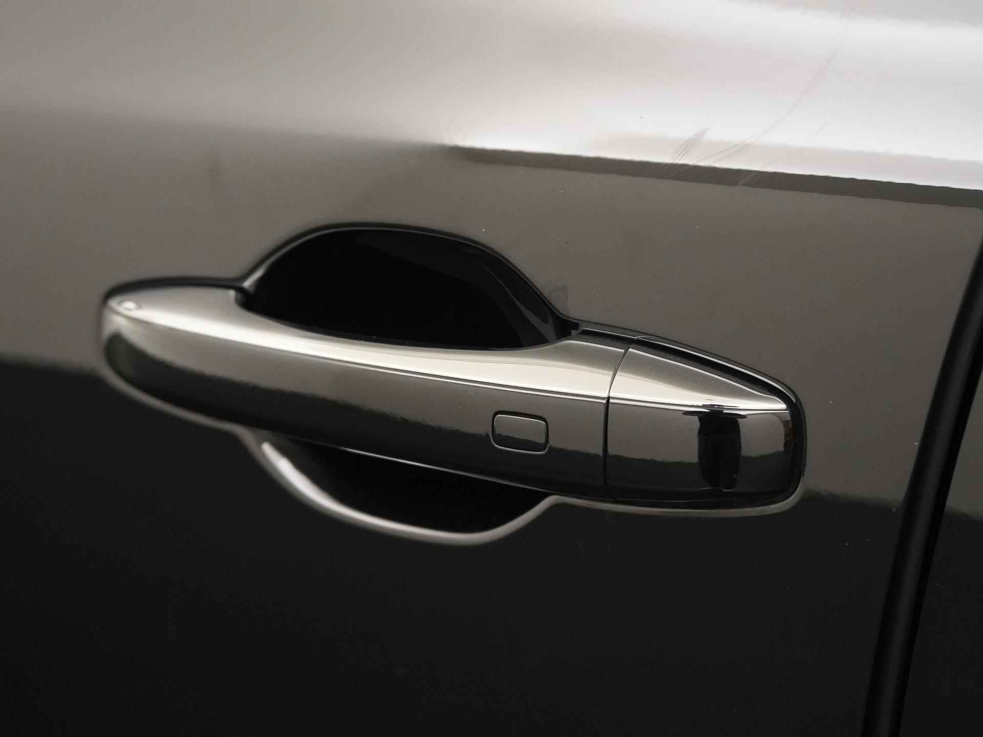 Renault Mégane Estate 1.6 E-Tech Plug-In Hybrid 160 Intens | LED | Camera | Head-up  | 9,3" Easy Link | - 38/38