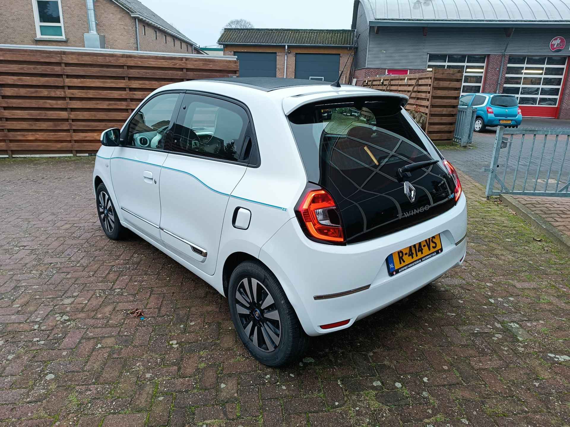 Renault Twingo Z.E. R80 Schuifdak, stoelverw. Carplay - 25/28