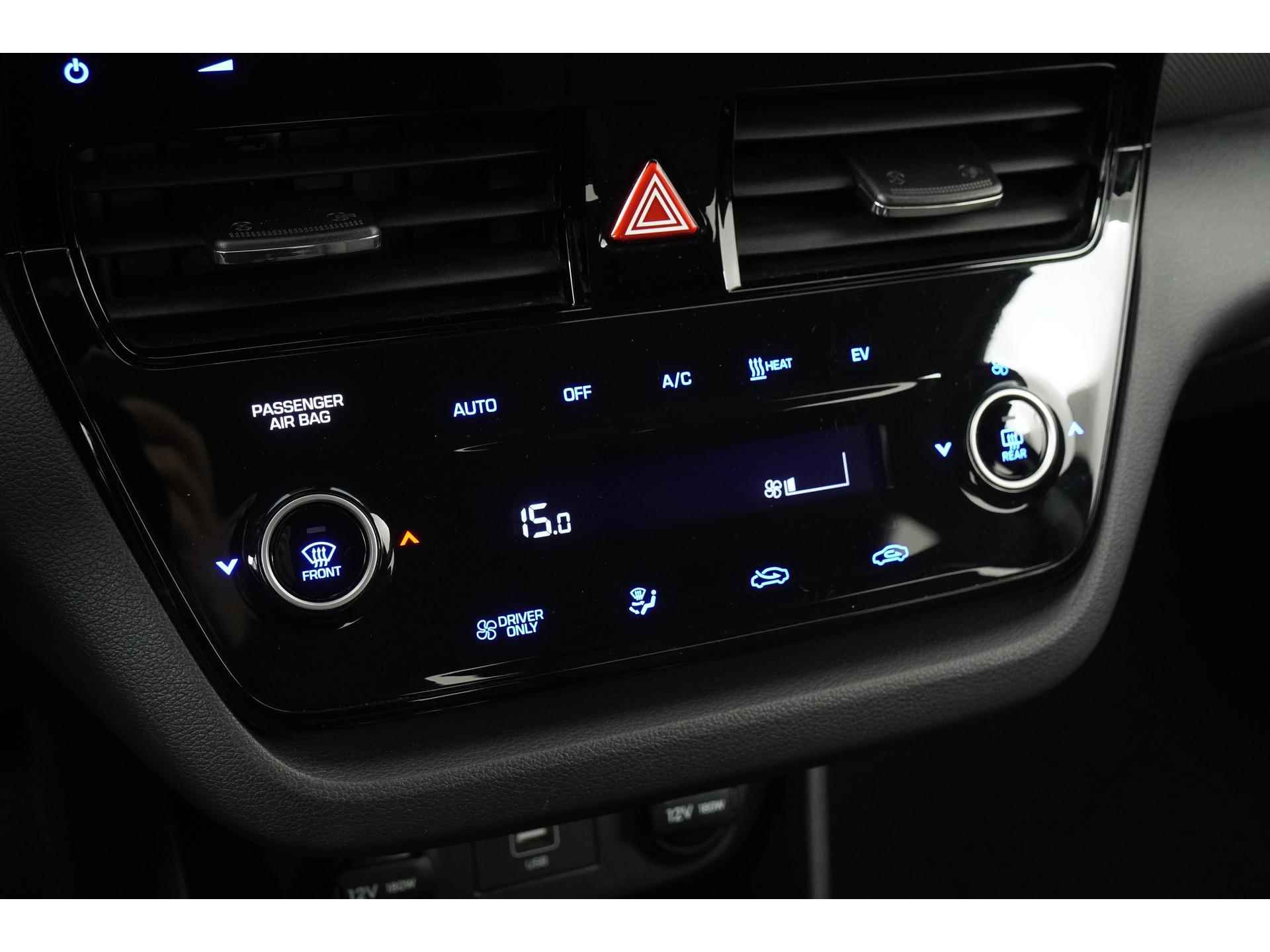 Hyundai IONIQ EV 38 kWh | na subsidie 17695 | Apple Carplay | Zondag Open! - 11/39