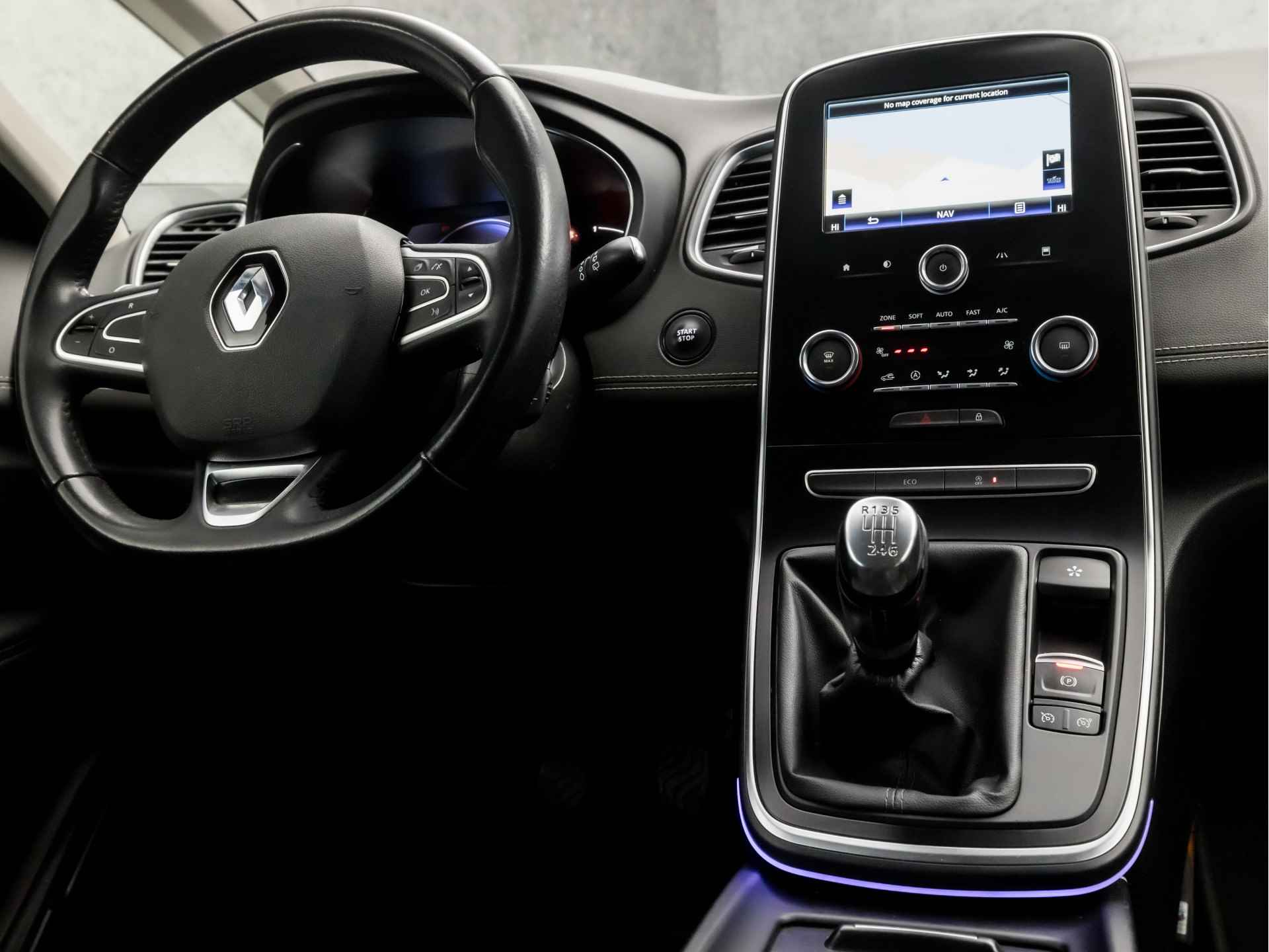 Renault Grand Scénic 1.3 TCe Intens 7 Persoons (APPLE CARPLAY, NAVIGATIE, CLIMATE, GETINT GLAS, LEDER, SPORTSTOELEN, CRUISE, KEYLESS, LANE ASSIST, NIEUWSTAAT) - 7/33