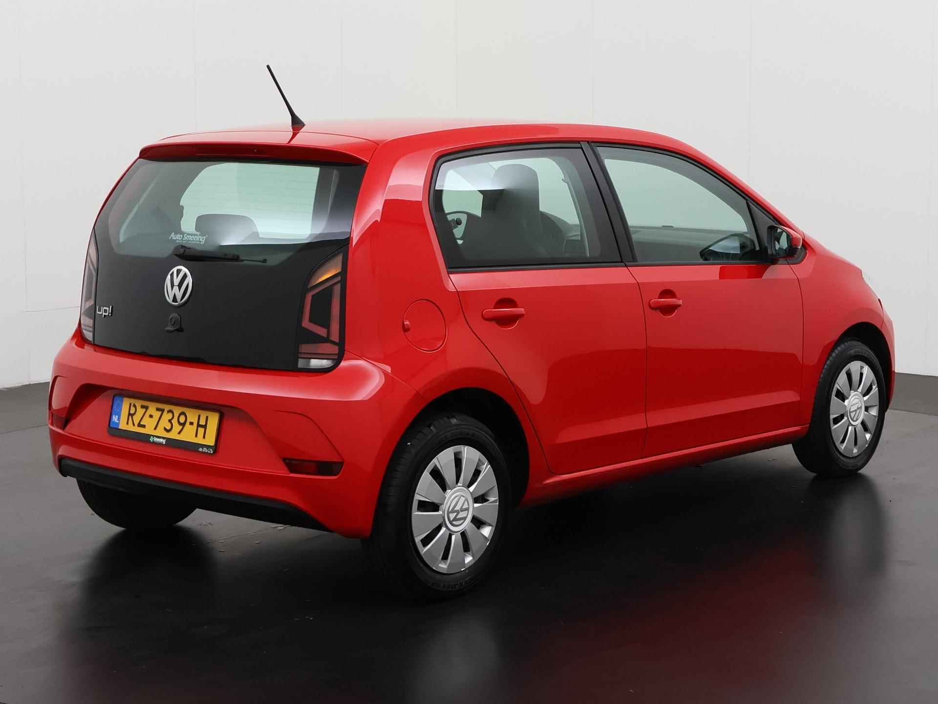 Volkswagen Up! 1.0 BMT move up! | Airco | 12 mnd Garantie | Zondag Open! - 4/28