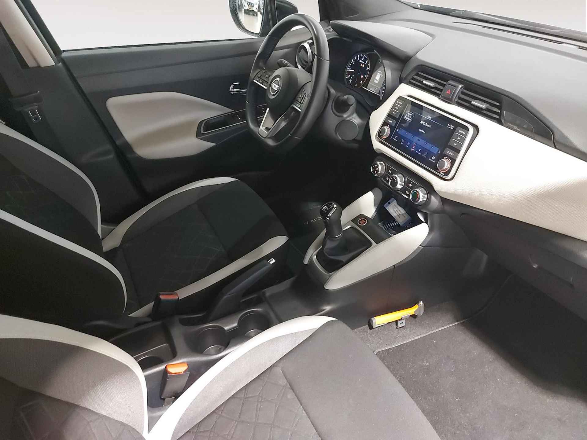 Nissan Micra 1.0 IG-T N-Connecta | Achteruitrijcamera | Parkeersensoren achter | Navigatie | Apple Carplay/Android auto | Bluetooth | Automatische regen/lichtsensoren | Keyless entry | Cruise control | Elektrische zijspiegels + ramen | - 21/45