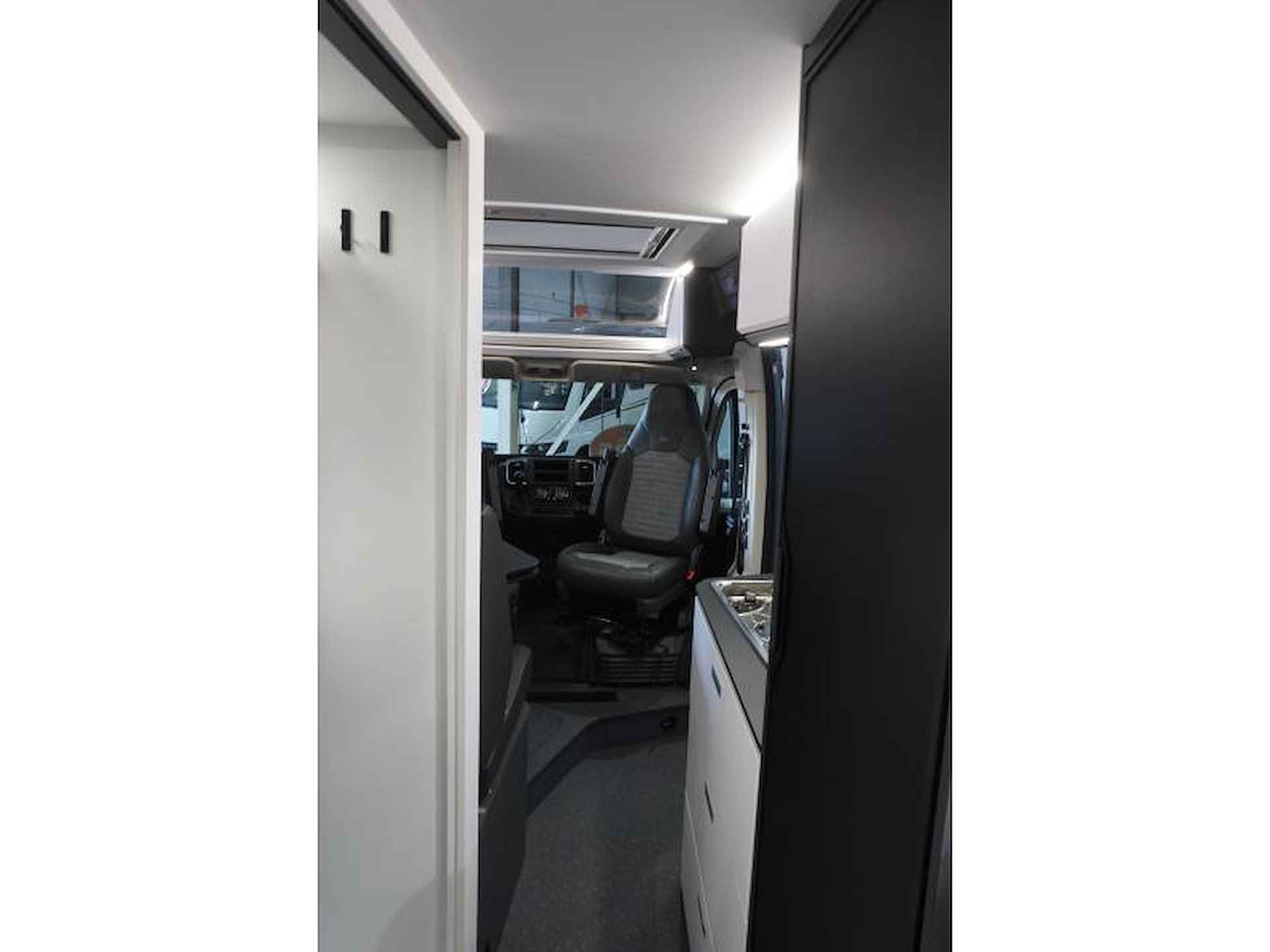 Adria Twin Supreme 640 SLB NIEUW MODEL/ 8TRAPS AUT. - 12/14