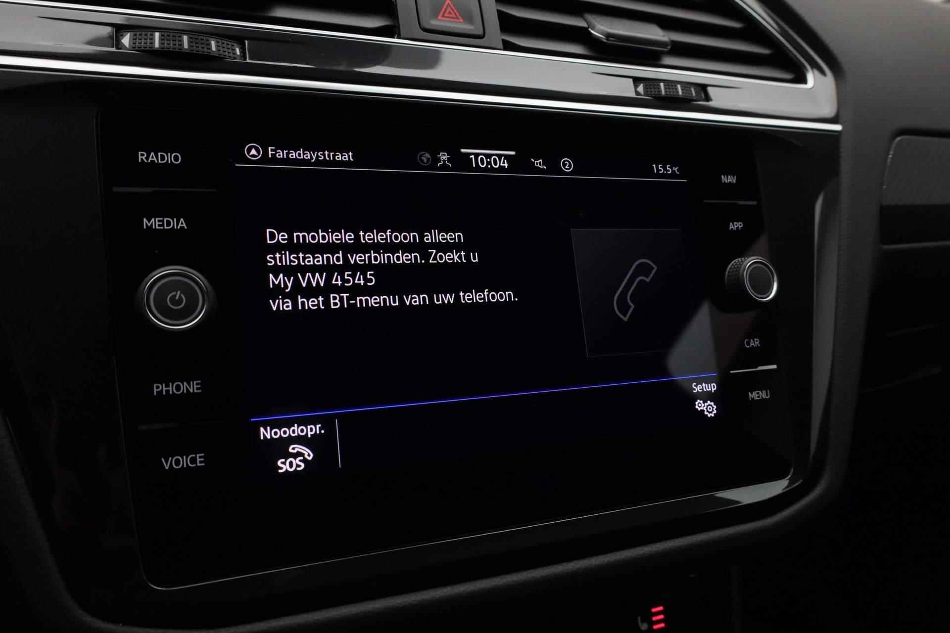 Volkswagen Tiguan 1.4 TSI 245PK DSG eHybrid R-Line Business Black Style | Pano | Trekhaak | Camera | Navi | Stoelverwarming - 37/49