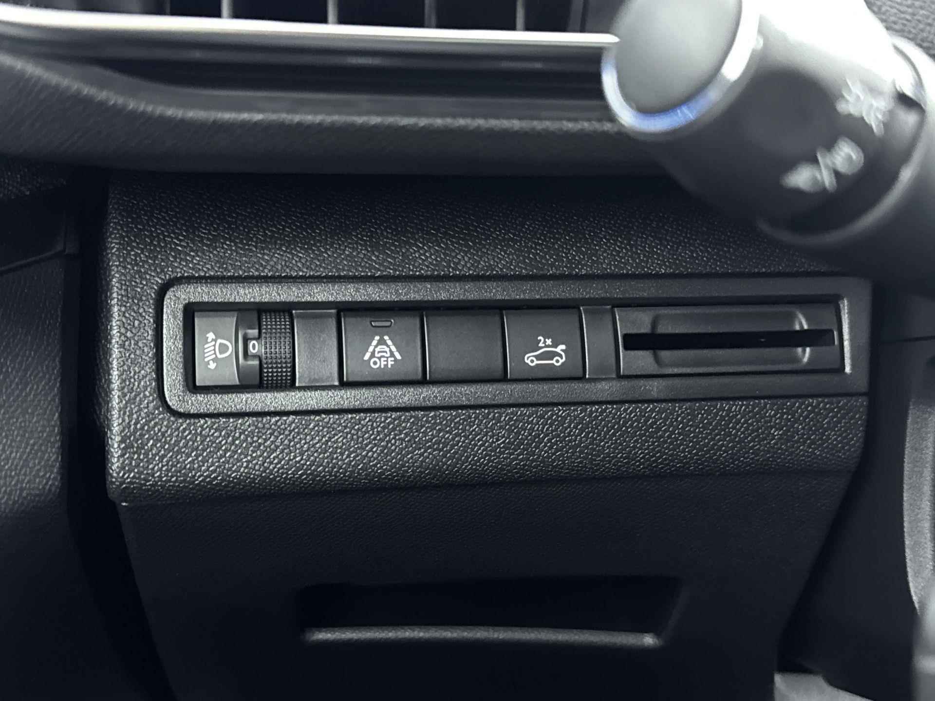 Peugeot 5008 SUV 1.2 130 pk Automaat Allure Pack Business | DEMO | Navigatie | Camera | Led | - 12/33