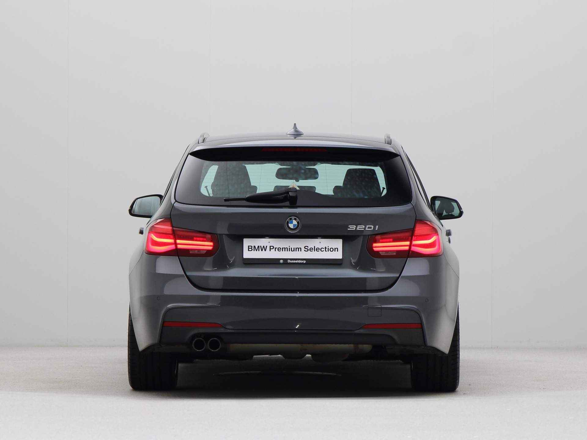 BMW 3 Serie 320i M Sport Edition Touring - 11/22