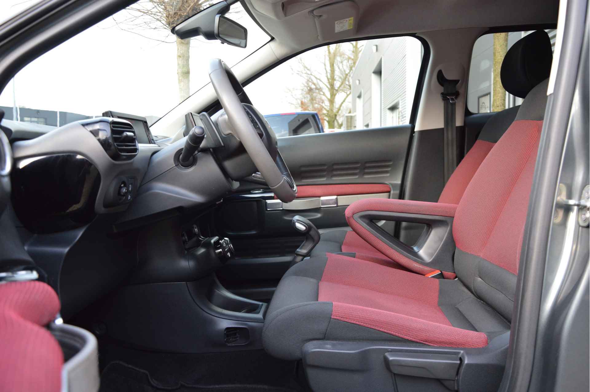 Citroën C4 Cactus 1.2 PureTech Shine AUTOMAAT | NAVI | CRUISE | CAMERA | PDC | ENZ - 25/29