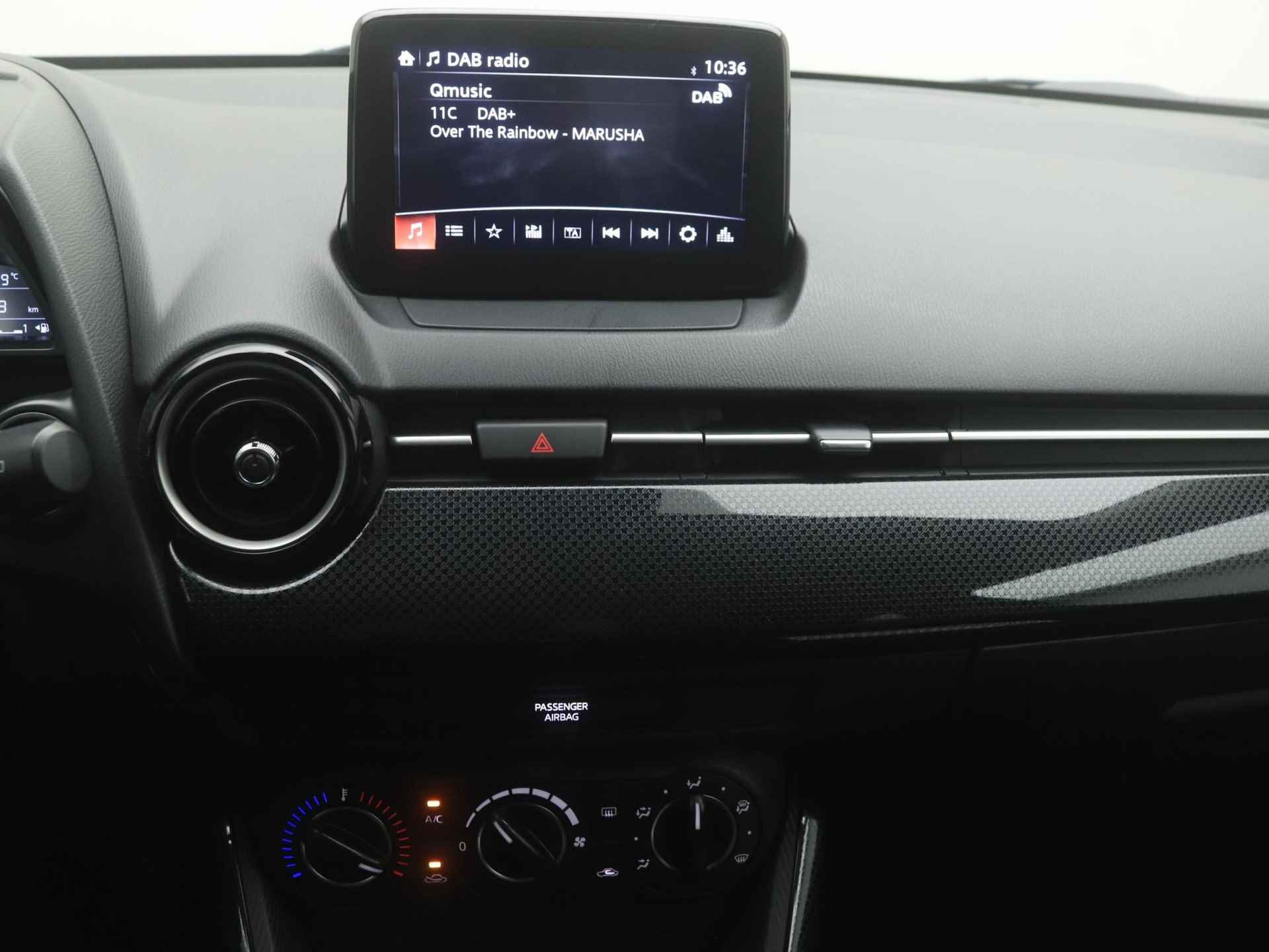 Mazda 2 1.5 Skyactiv-G Sport Selected met Apple CarPlay : dealer onderhouden - 31/46