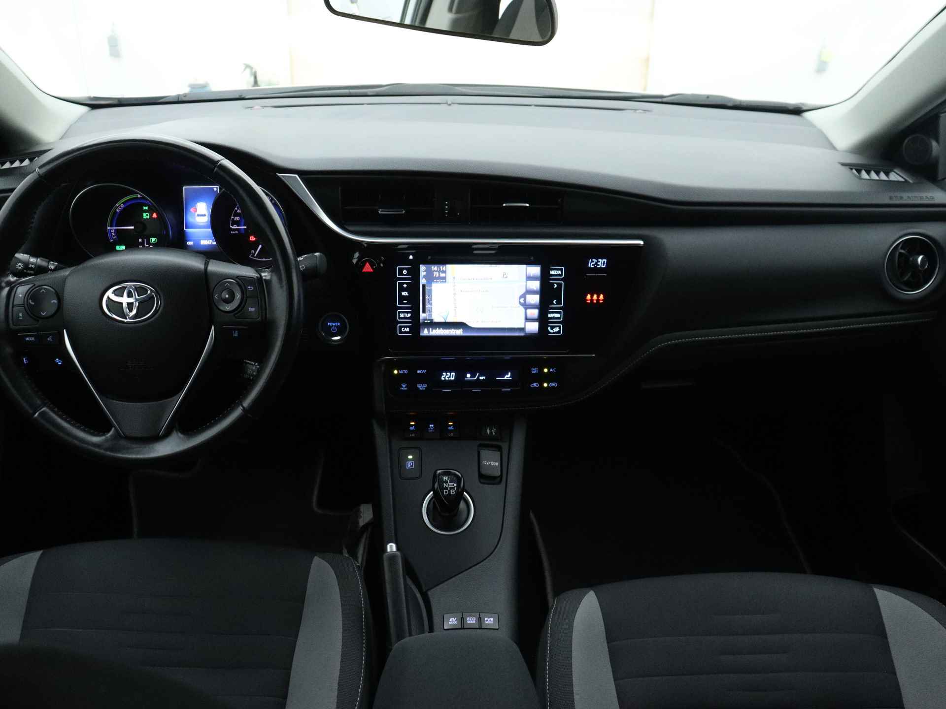 Toyota Auris Touring Sports 1.8 Hybrid Energy Limited | Navigatie | Lichtmetalen Velgen | Stoelverwarming | - 6/42