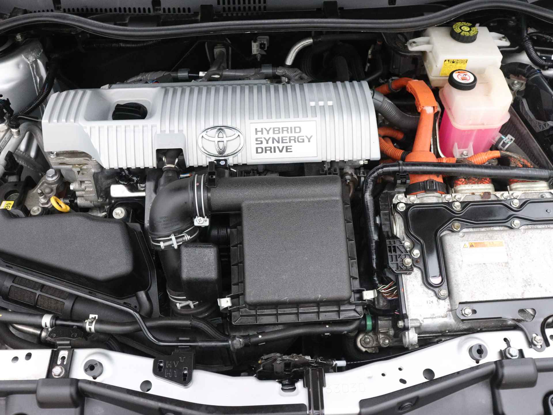 Toyota Auris Touring Sports 1.8 Hybrid Energy Limited | Navigatie | Lichtmetalen Velgen | Stoelverwarming | - 40/42