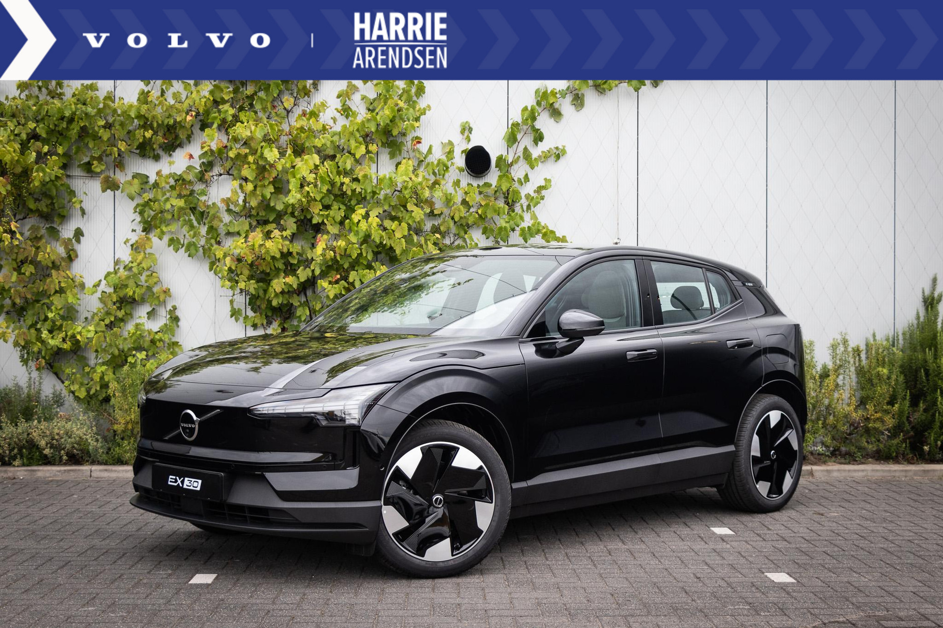 Volvo EX30 Single Motor Extended Range Ultra 69 kWh  | Adaptieve Cruise Control | 360 Graden camera | Harman Kardon audio | Mist interieur | Keyless