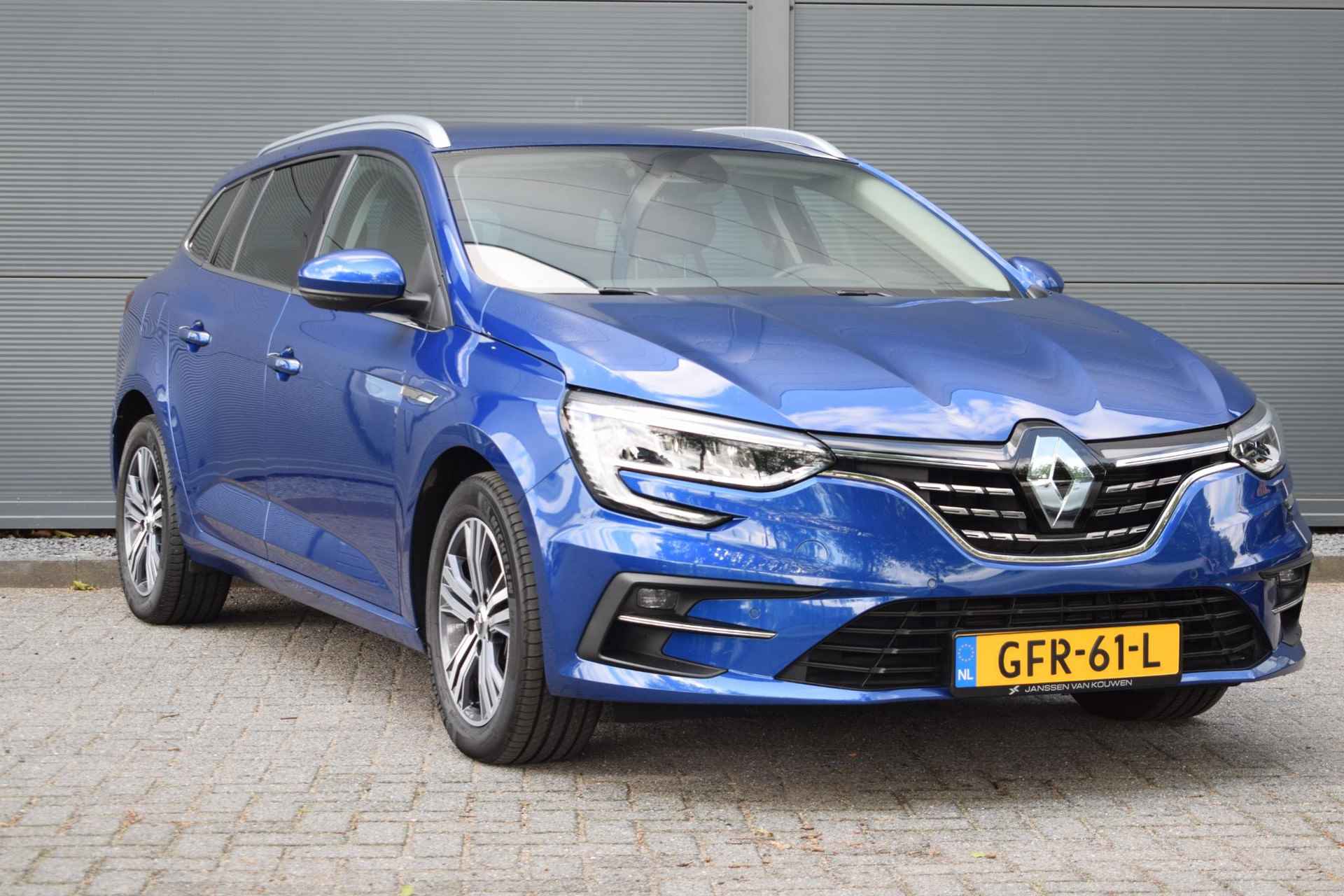 Renault Mégane Estate 1.6 Plug-In Hybrid 160 Intens / LED / Navigatie / Stoelverw. / Carplay - 3/36