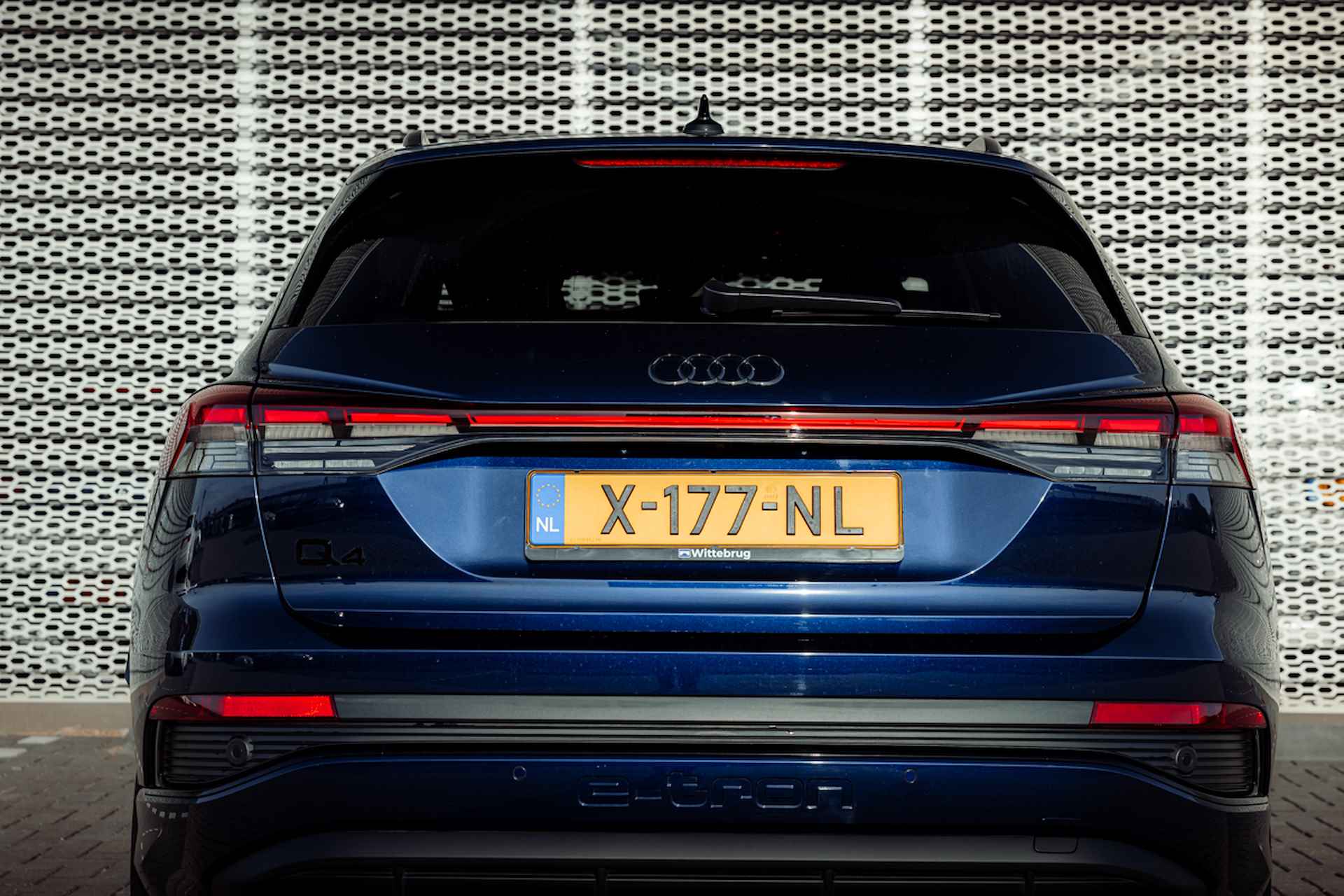 Audi Q4 e-tron 45 S Edition 286pk 82 kWh | Assistentiepakket plus | Comfortpakket plus | Memory | 21" LM velgen | Optiek zwart plus | Privacy glass | Klimaatregelpakket - 11/33