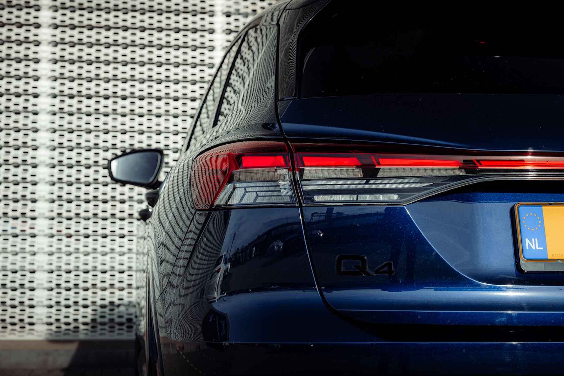 Audi Q4 e-tron 45 S Edition 286pk 82 kWh | Assistentiepakket plus | Comfortpakket plus | Memory | 21" LM velgen | Optiek zwart plus | Privacy glass | Klimaatregelpakket - 13/33