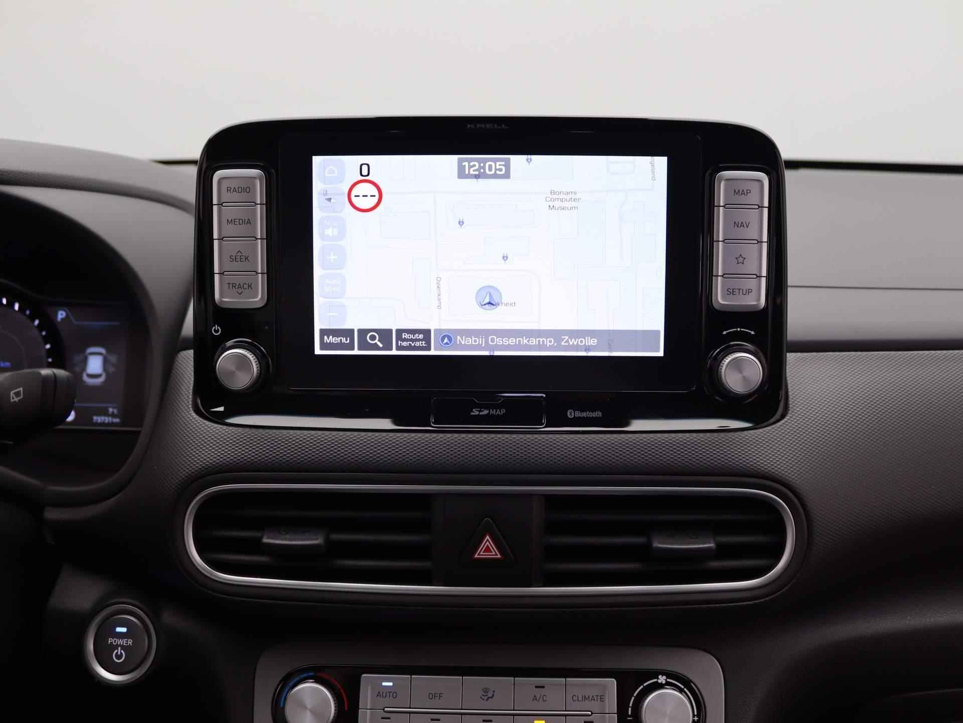 Hyundai Kona EV Premium 64 kWh | Camera | Cruise Control | Navigatie | Stoelverwarming - 9/48
