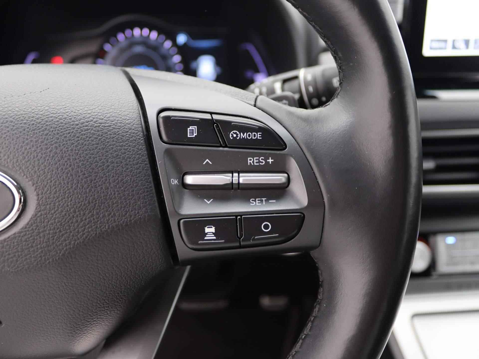 Hyundai Kona EV Premium 64 kWh | Camera | Cruise Control | Navigatie | Stoelverwarming - 20/48