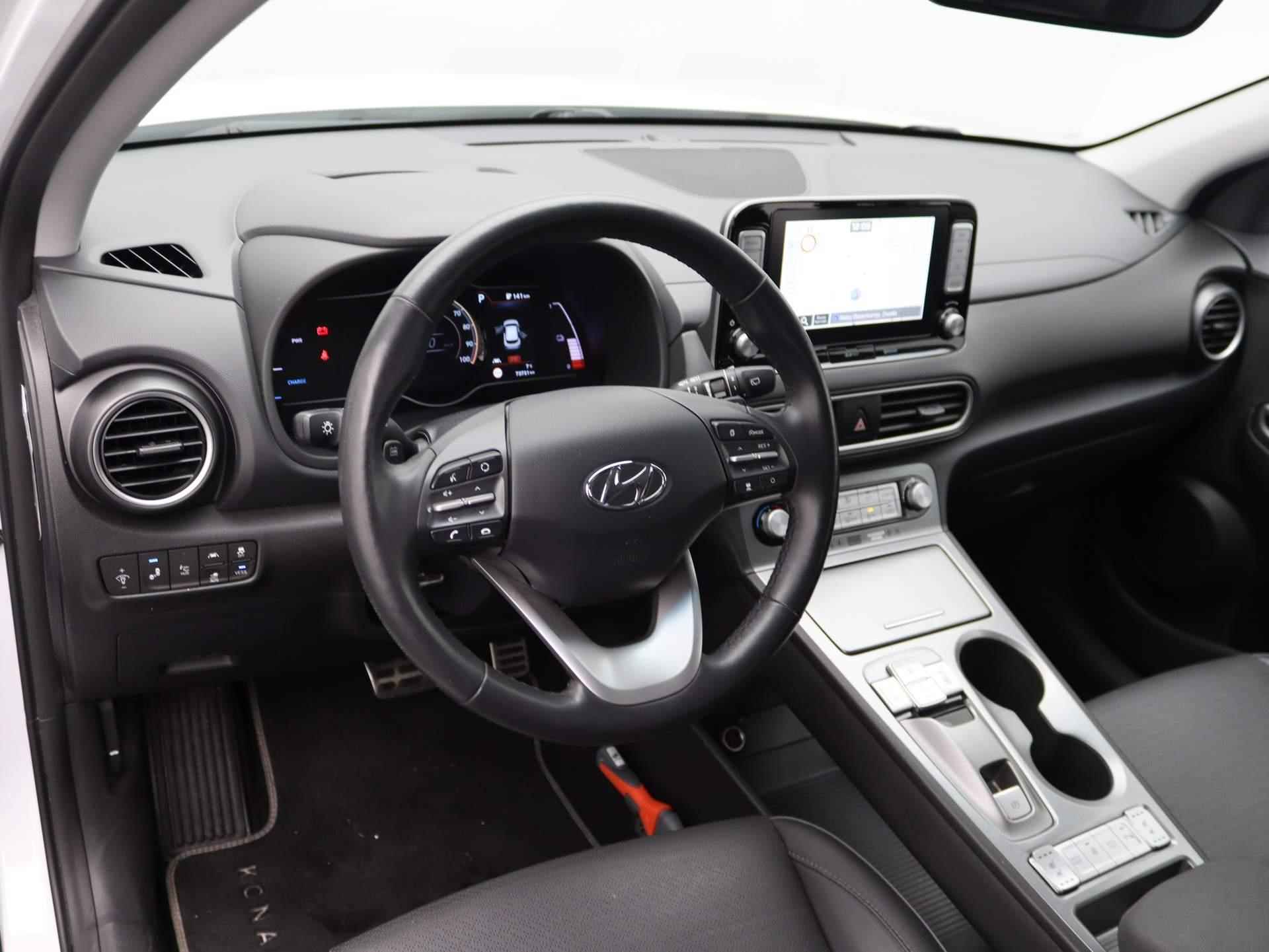 Hyundai Kona EV Premium 64 kWh | Camera | Cruise Control | Navigatie | Stoelverwarming - 27/48