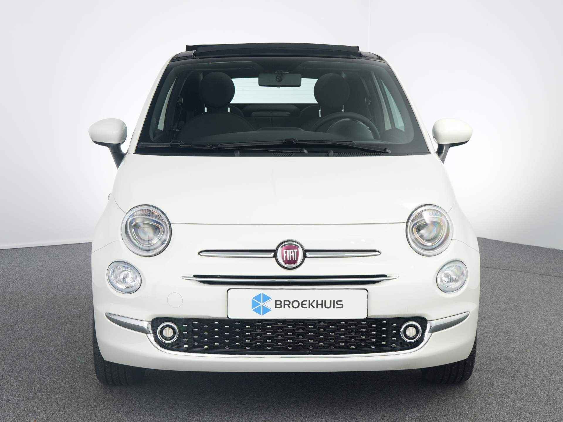 Fiat 500 1.0 Hybrid Dolcevita | Panoramadak | Carplay | Cruise | Airco | Parkeersensoren | Touchscreen | Bluetooth | 15'' Lichtmetaal | Snel leverbaar! - 12/35