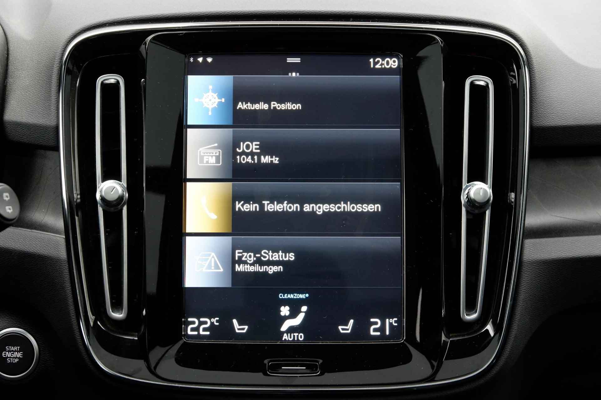 Volvo XC40 T5 Automaat Plug-in hybrid Ultimate Bright, Volvo XC40 T5 Plug-in hybrid AUT7 262PK Ultimate Bright, Panoramadak, Trekhaak semi elektrisch inklapbaar, Elektrisch bedienbare stoelen, Harman Kardon audio, Verwarmbare voorstoelen & stuurwiel, Adaptieve Cruise Control met Pilot Assist, BLIS Dodeheokdetectie - 14/29