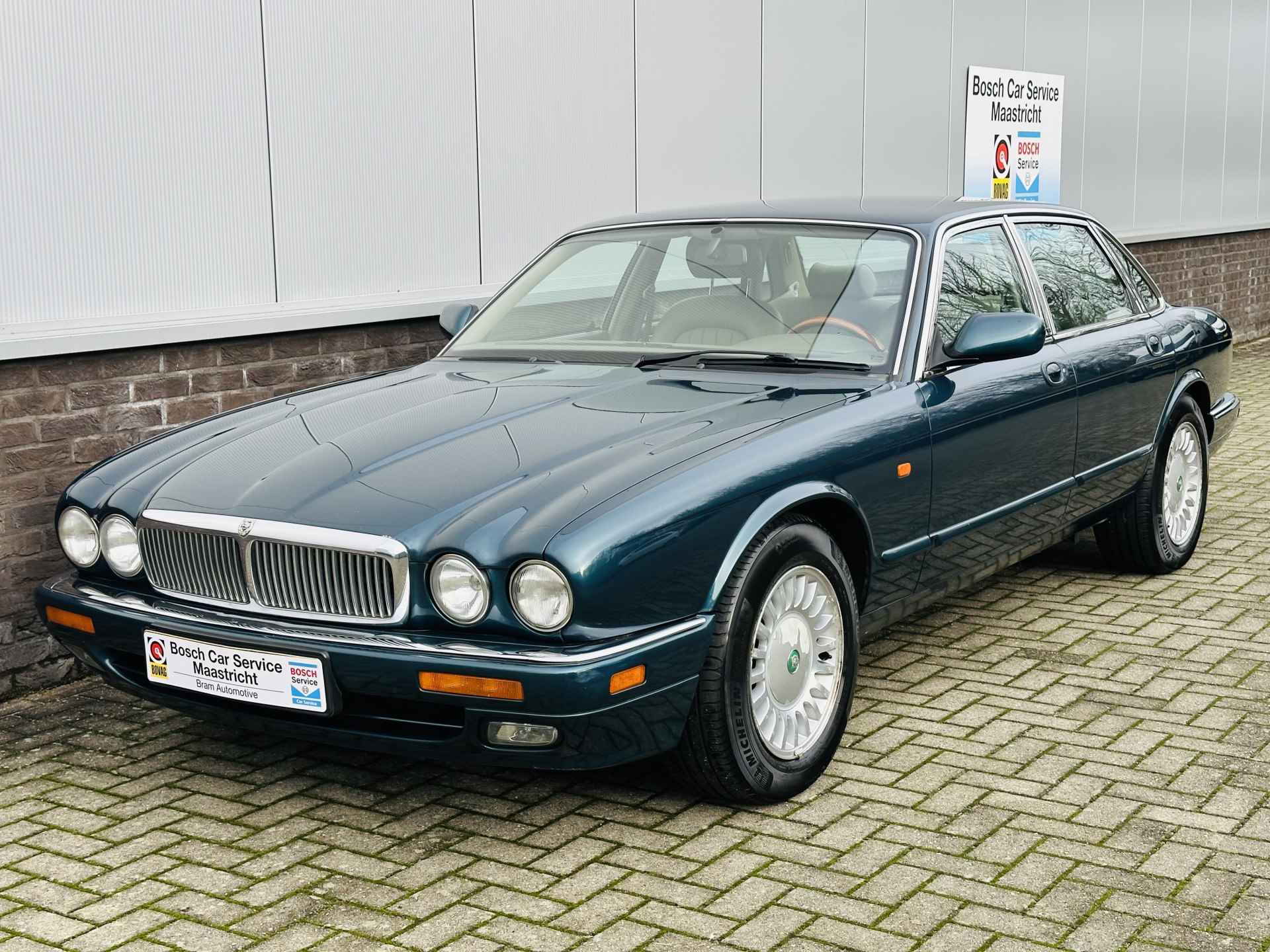 Jaguar XJ-12 | 6.0 V12 | Well Maintained | Originally Dutch delivered | Priced to Sell Interested, Test drive? Call or app with : +31 (0) 6-24 28 28 42 - 3/35