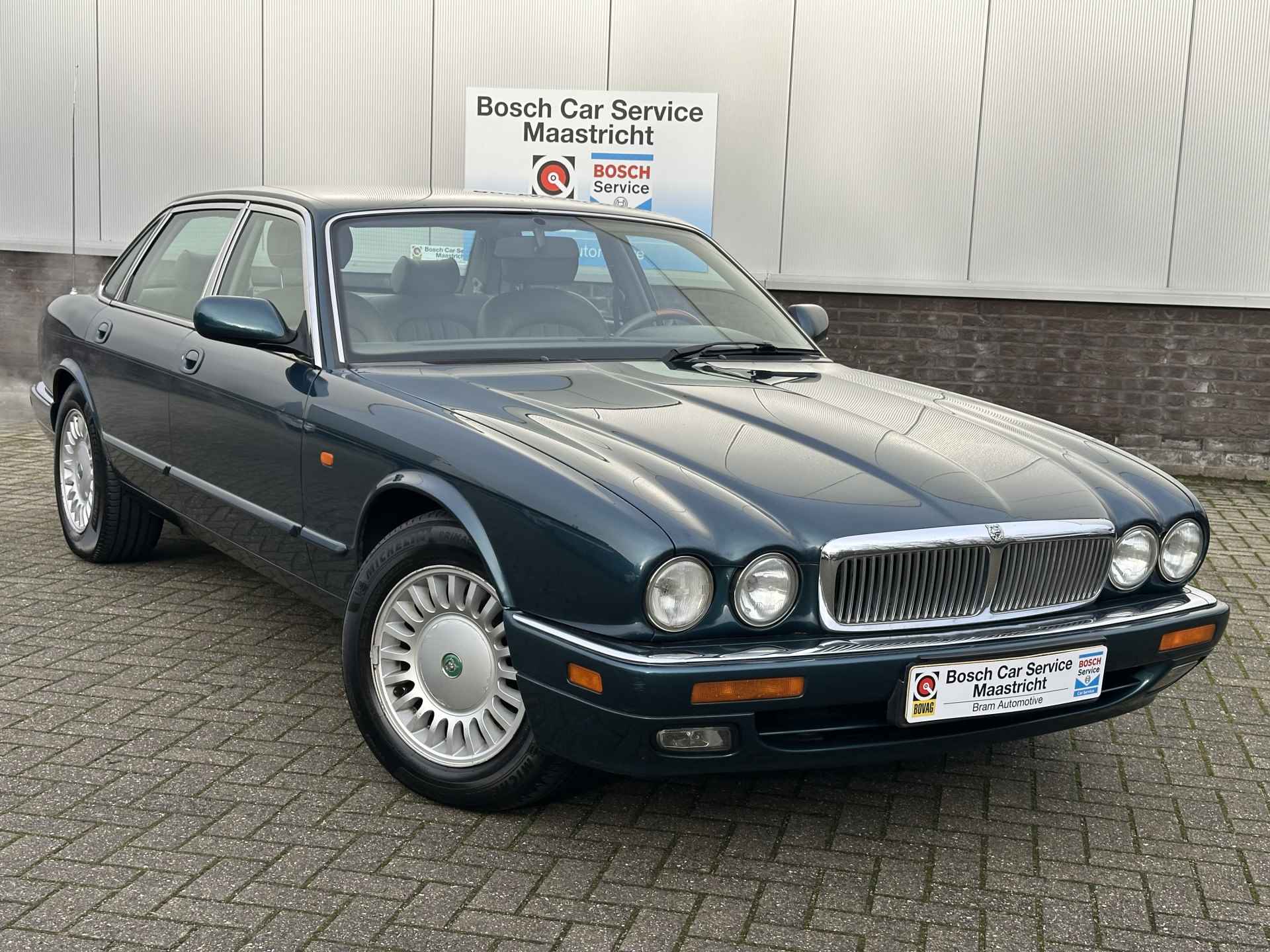 Jaguar XJ-12 | 6.0 V12 | Well Maintained | Originally Dutch delivered | Priced to Sell Interested, Test drive? Call or app with : +31 (0) 6-24 28 28 42 - 5/35