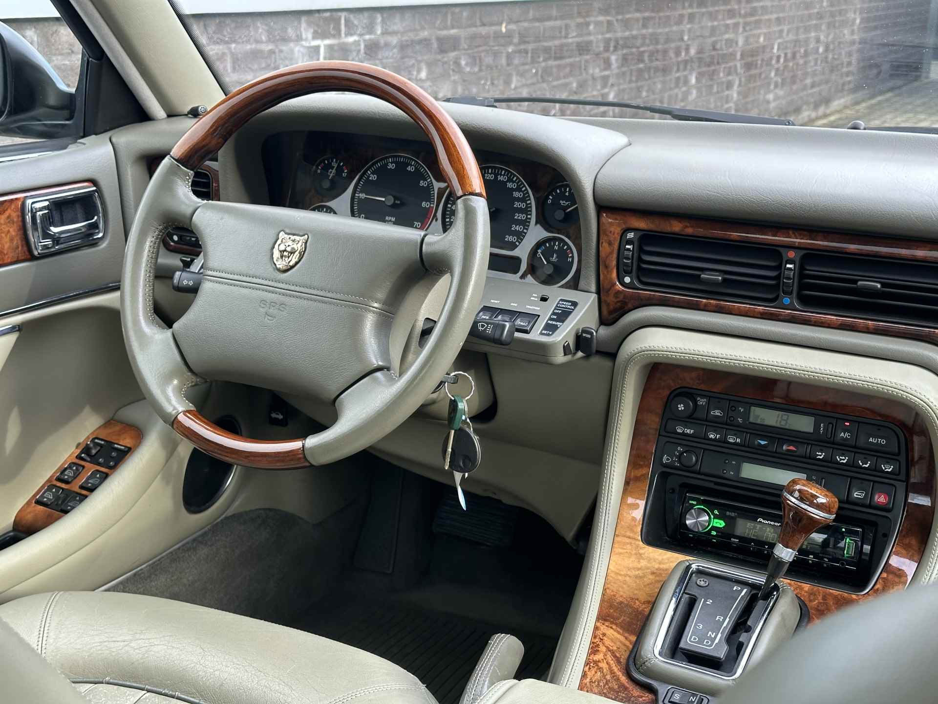 Jaguar XJ-12 | 6.0 V12 | Well Maintained | Originally Dutch delivered | Priced to Sell Interested, Test drive? Call or app with : +31 (0) 6-24 28 28 42 - 12/35