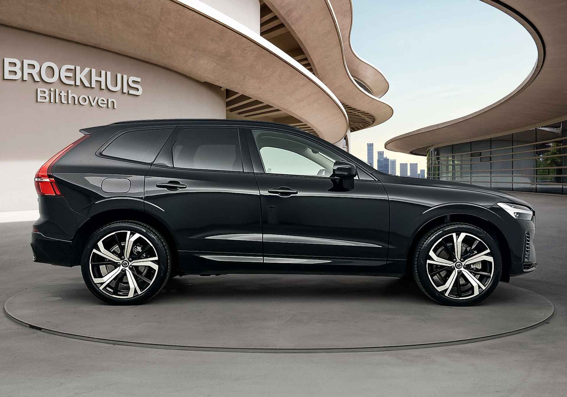 Volvo XC60 Recharge T6 Plus Dark | Trekhaak | PDC + Camera | Panorama dak | Stoel + Stuur verw. | 21" LM - 8/33