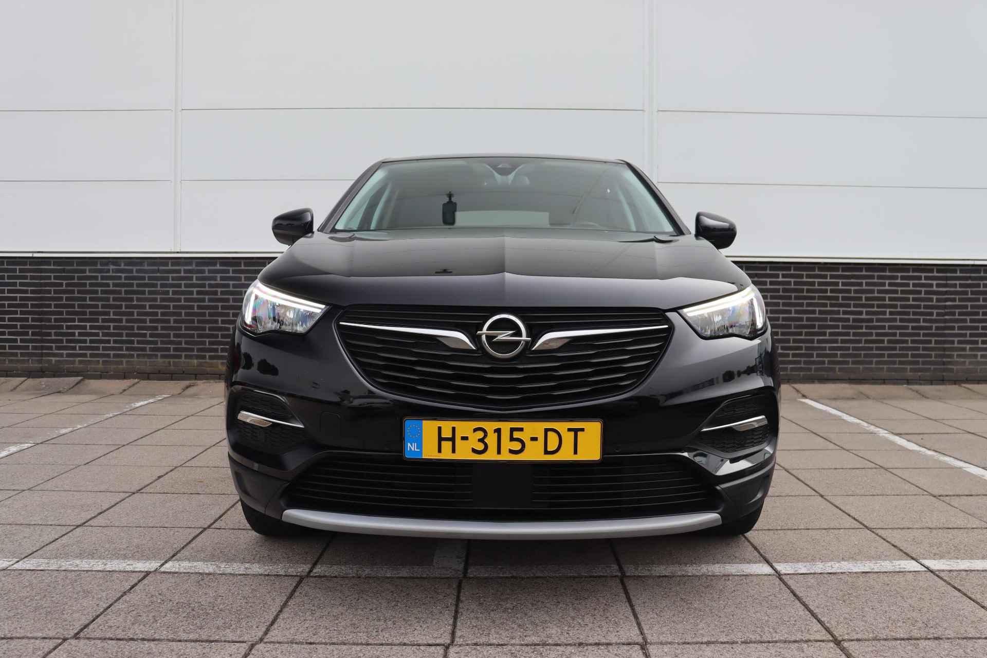 Opel Grandland X 1.2 Turbo Business Executive * Navigatie * Trekhaak * Stuur-Stoelverwarming - 2/48