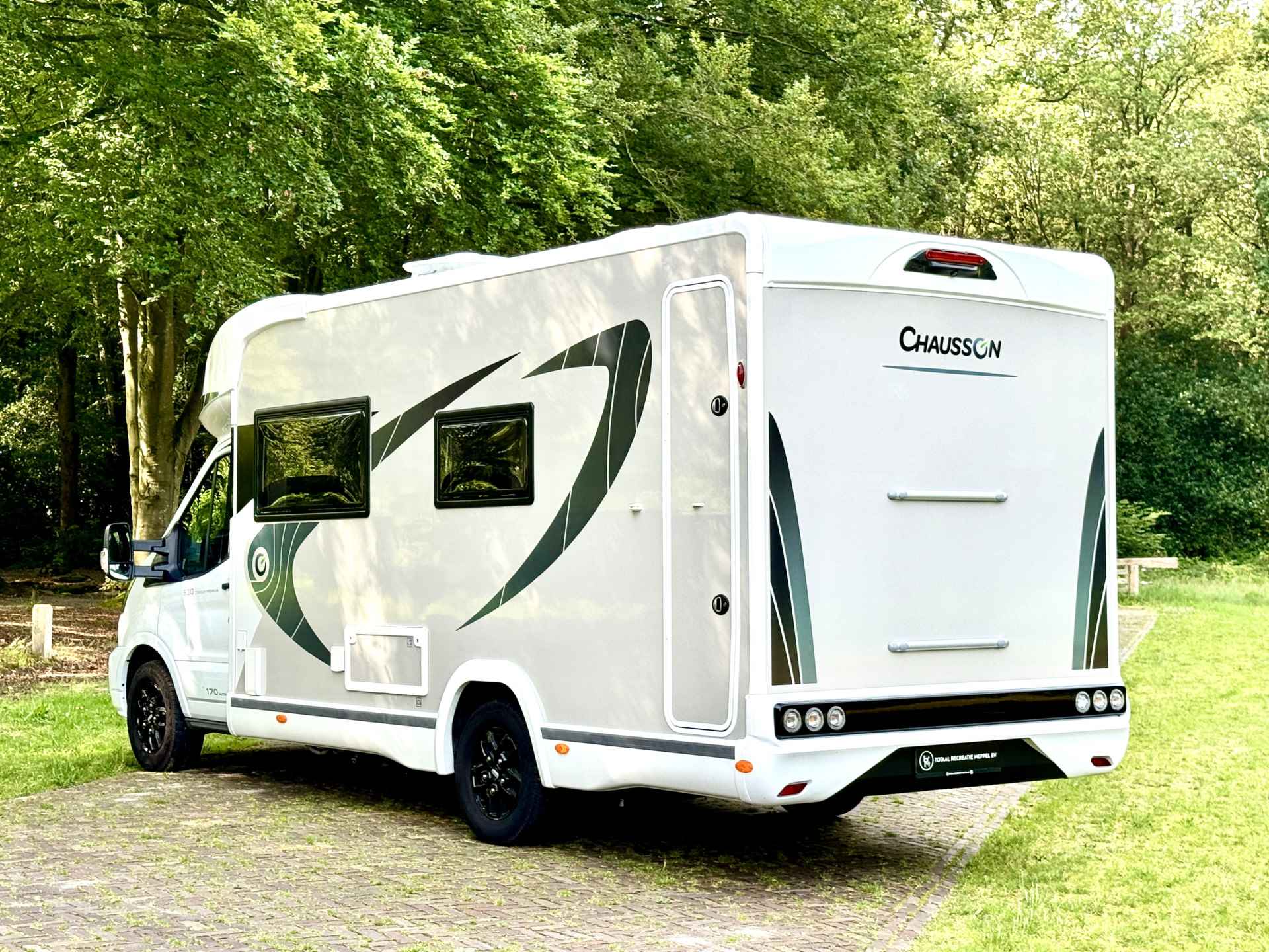 Chausson 630I Titanium Premium Aparte Bedden Leveling - 6/23