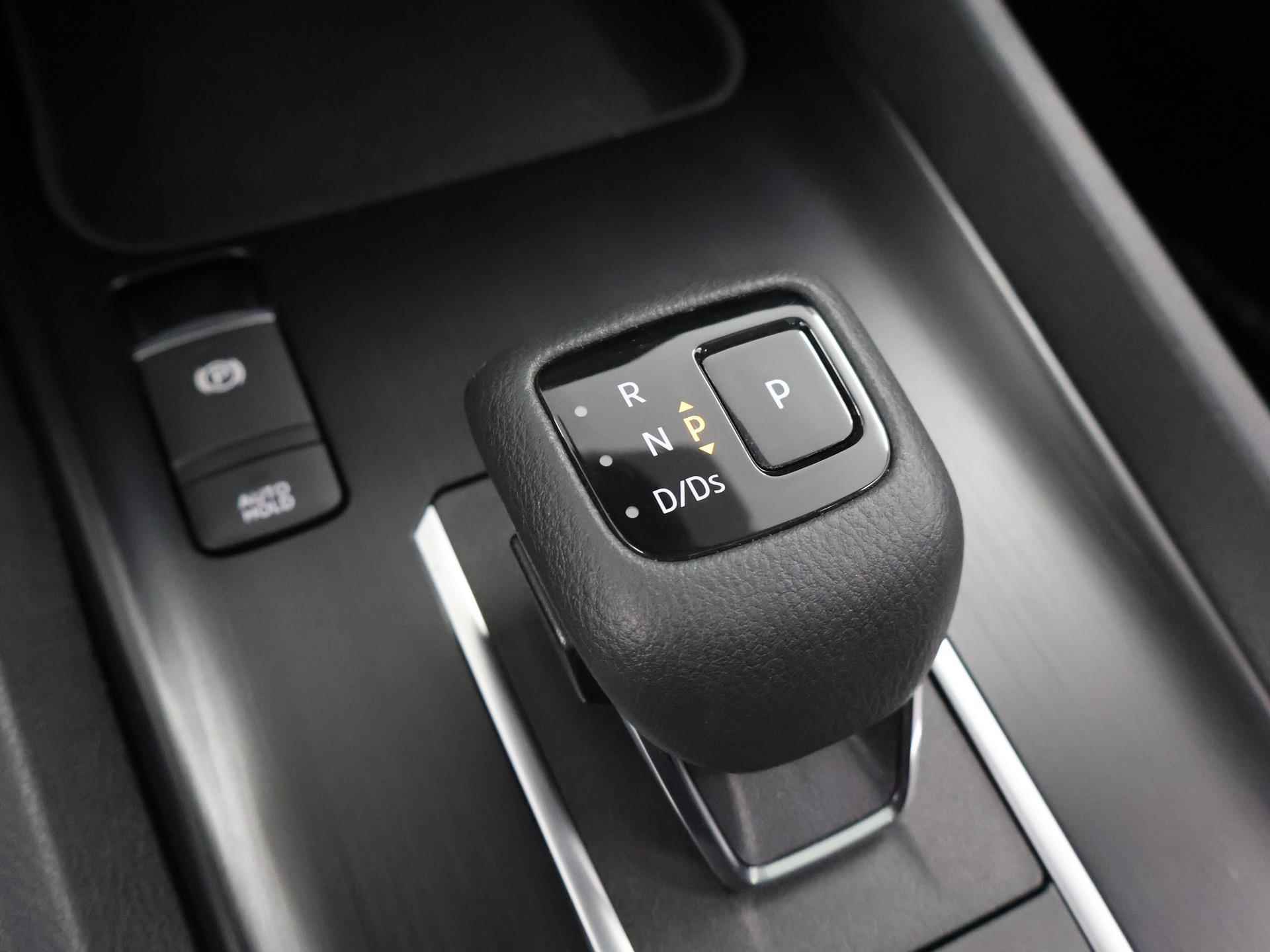 Nissan Qashqai 1.3 MHEV Acenta | Panoramadak | Bluetooth | Cruise Control Adaptief | Climate Control | Dodehoekdetectie | Camera | - 25/36