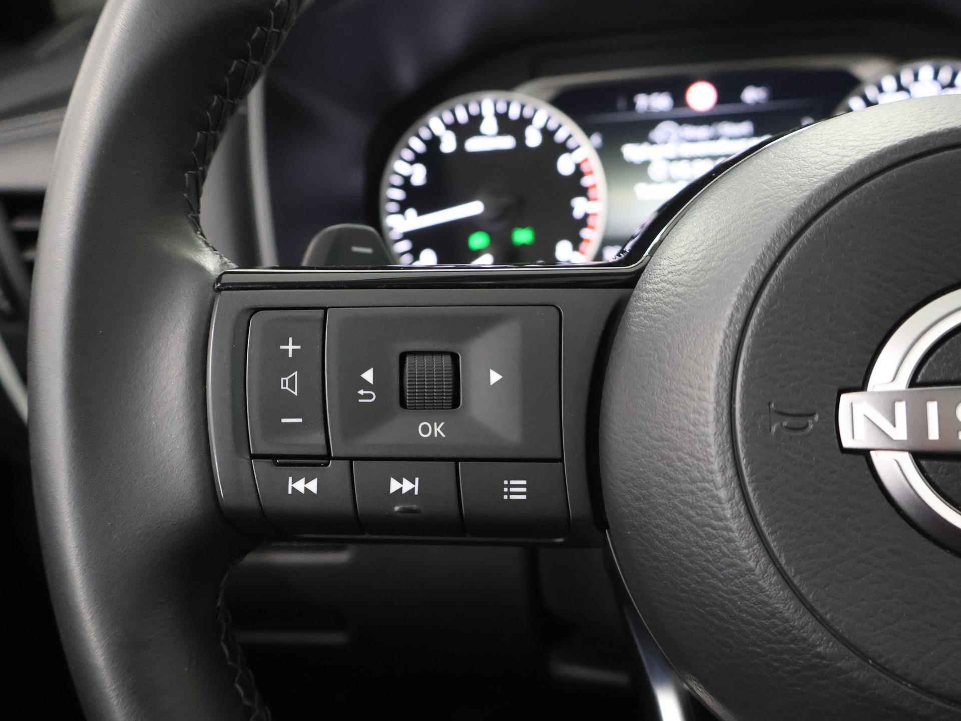 Nissan Qashqai 1.3 MHEV Acenta | Panoramadak | Bluetooth | Cruise Control Adaptief | Climate Control | Dodehoekdetectie | - 29/36