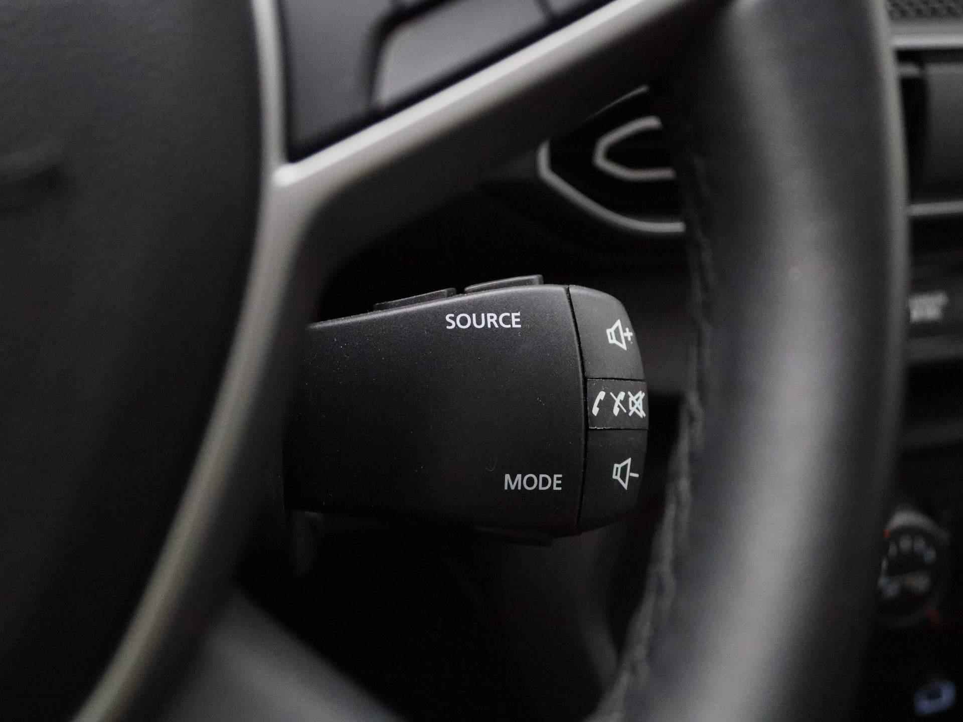 Dacia Sandero 1.0 TCe 90pk Expression | Navigatie | Apple Carplay & Android Auto | Parkeersensoren achter | Airco - 22/32