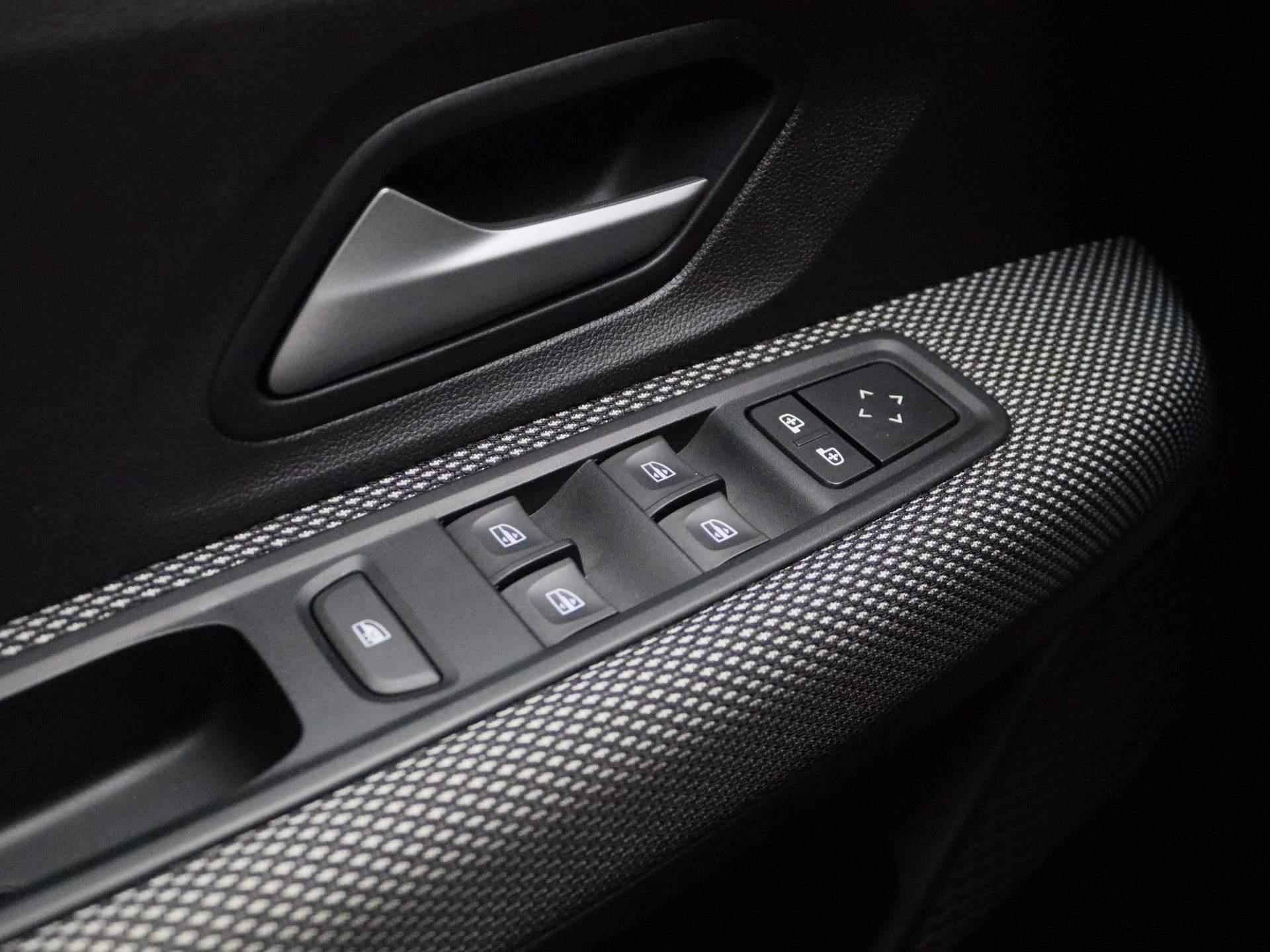 Dacia Sandero 1.0 TCe 90pk Expression | Navigatie | Apple Carplay & Android Auto | Parkeersensoren achter | Airco - 24/32