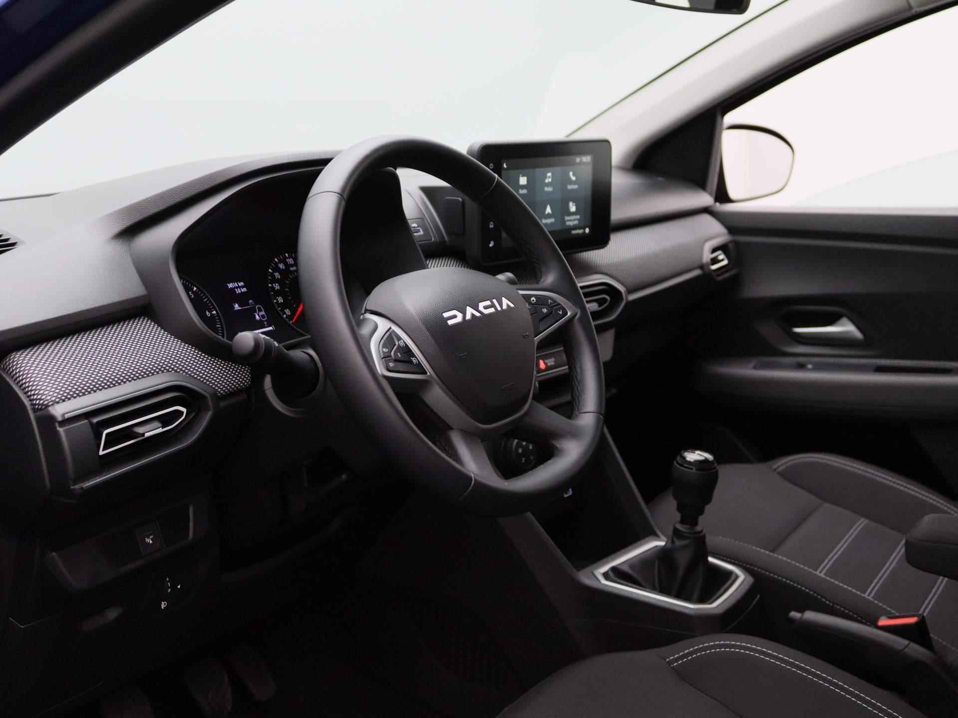 Dacia Sandero 1.0 TCe 90pk Expression | Navigatie | Apple Carplay & Android Auto | Parkeersensoren achter | Airco - 27/32