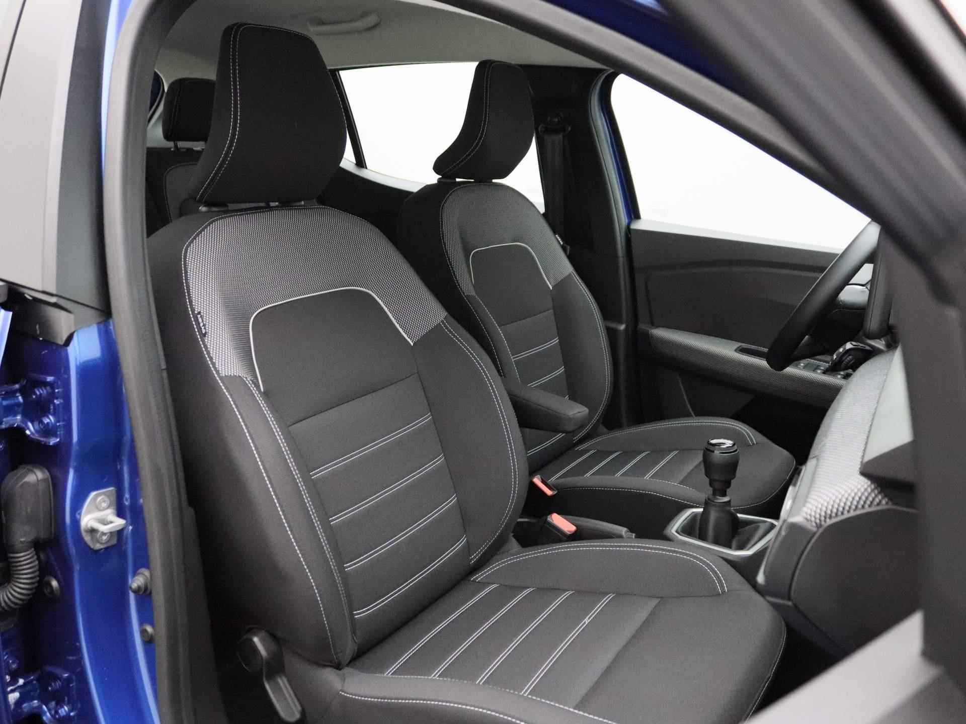 Dacia Sandero 1.0 TCe 90pk Expression | Navigatie | Apple Carplay & Android Auto | Parkeersensoren achter | Airco - 29/32
