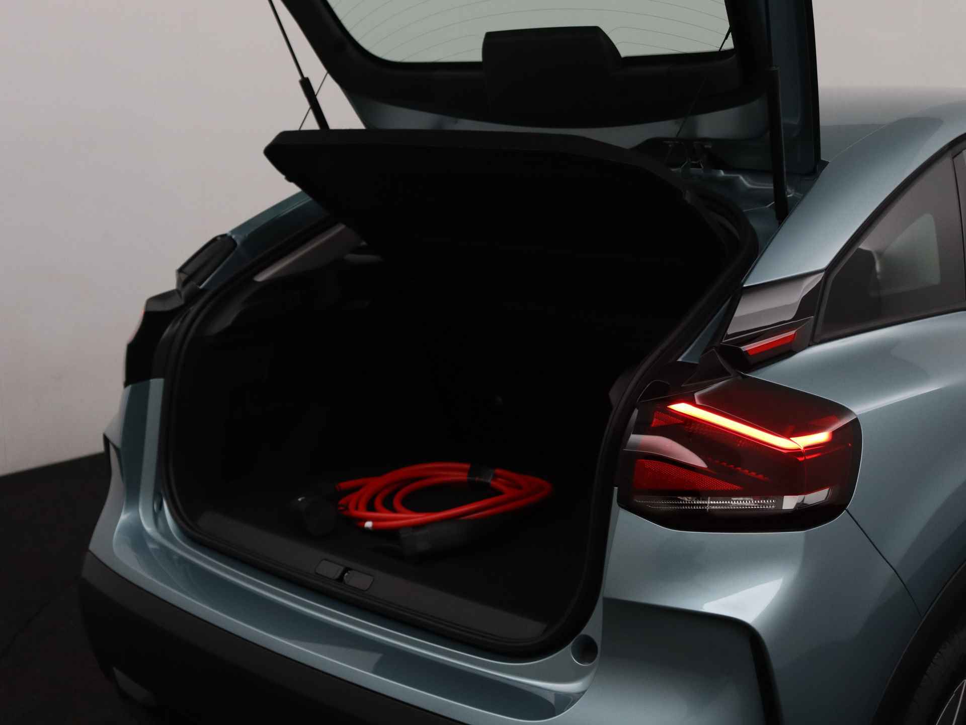 Citroën Ë-C4 You 50 kWh | Rijklaar | Apple Carplay | Comfort Seats | - 12/26