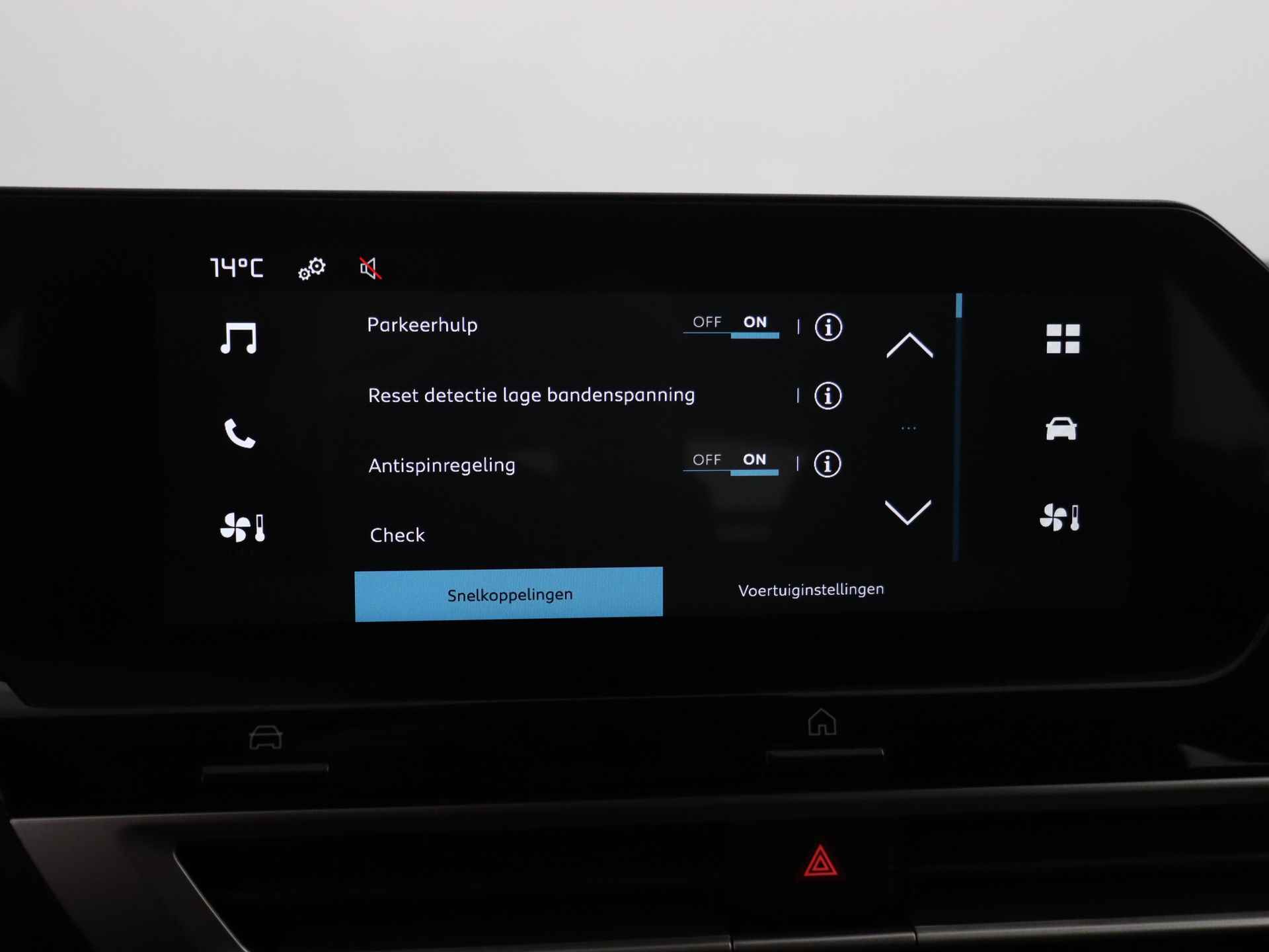 Citroën Ë-C4 You 50 kWh | Rijklaar | Apple Carplay | Comfort Seats | - 15/26