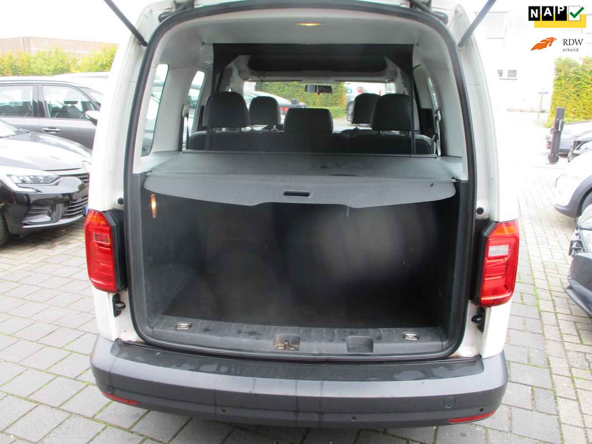 Volkswagen CADDY 1.0 TSI Comfortline,5 persoons uitvoering. - 8/9