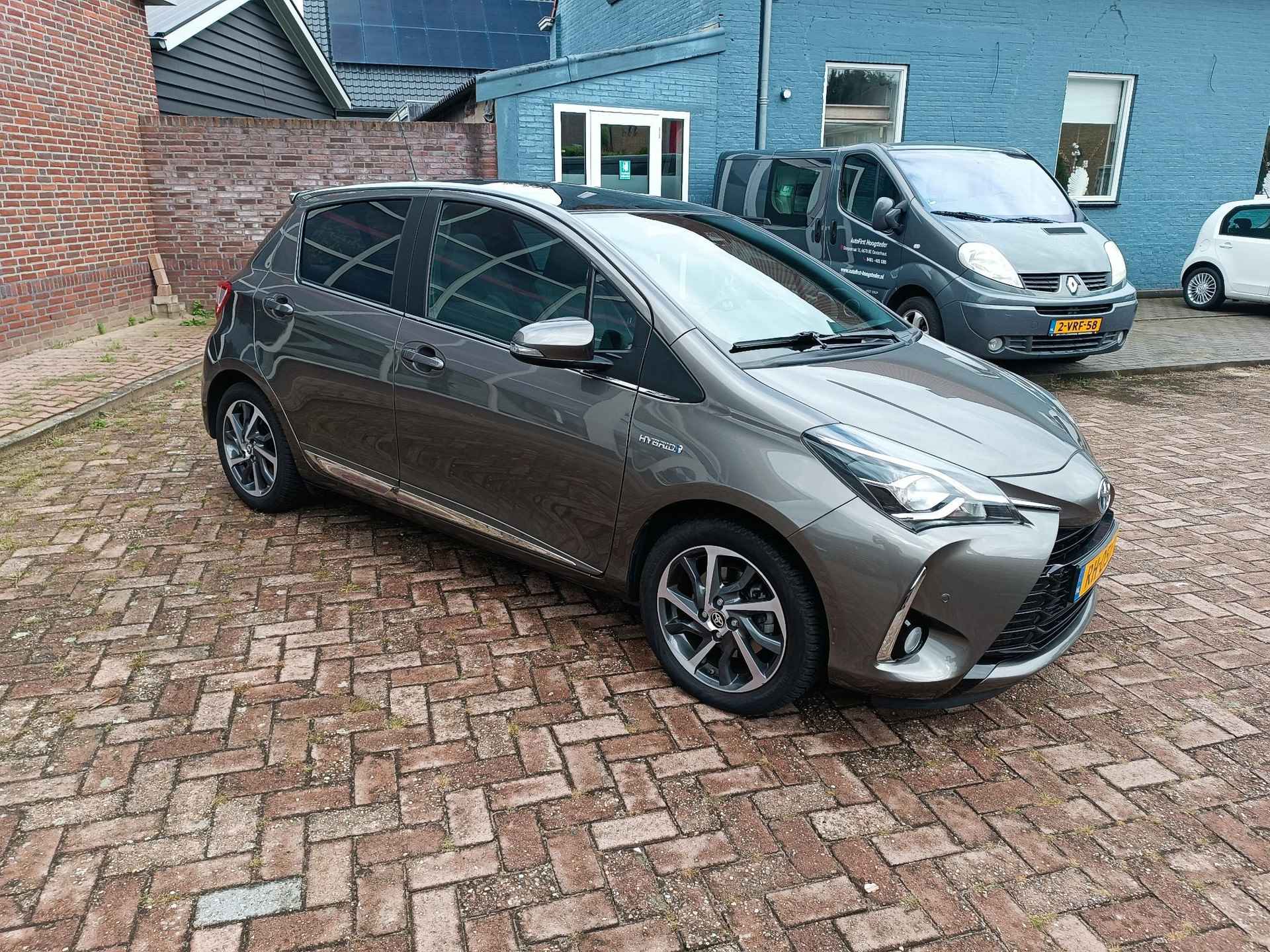 Toyota Yaris 1.5 Hybrid Premium - 21/27