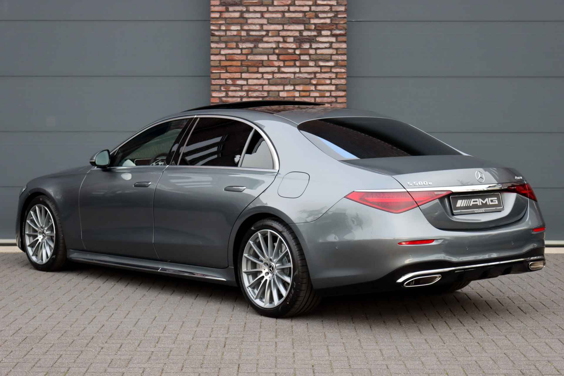 Mercedes-Benz S-Klasse 580 e 4MATIC Lang AMG Line Aut9, Plug-in Hybride, Luchtvering, Panoramadak, Distronic+, Burmester, Head-up Display, Surround Camera, Augmented Reality, Stoelverwarming/-ventilatie V+A, Leder, Memory, Etc, - 6/62