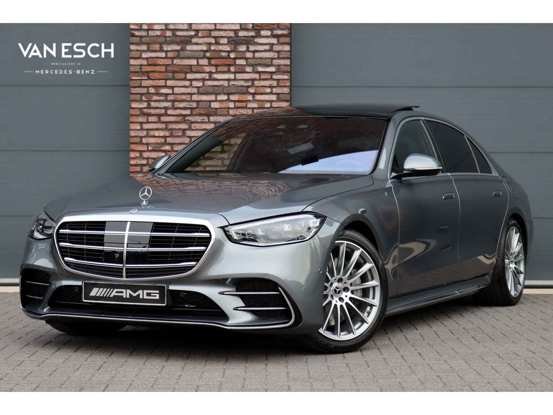 Mercedes-Benz S-Klasse 580 e 4MATIC Lang AMG Line Aut9 | Luchtvering | Panoramadak | Distronic+ | Burmester | HUD | Surround Camera | Augmented Reality | Stoelverwarming/-ventilatie V+A | Leder | Memory |