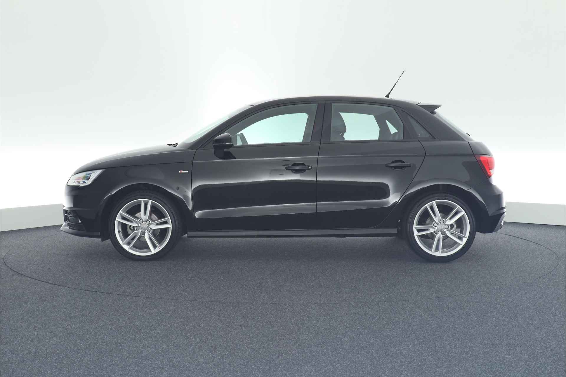 Audi A1 Sportback 1.0 TFSI 95pk 2x S-Line Xenon Navigatie Cruise Control - 7/40