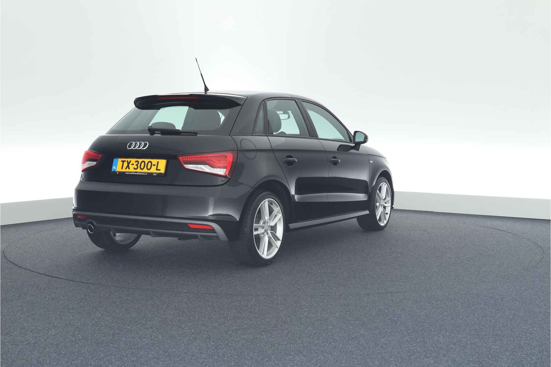 Audi A1 Sportback 1.0 TFSI 95pk 2x S-Line Xenon Navigatie Cruise Control - 9/40