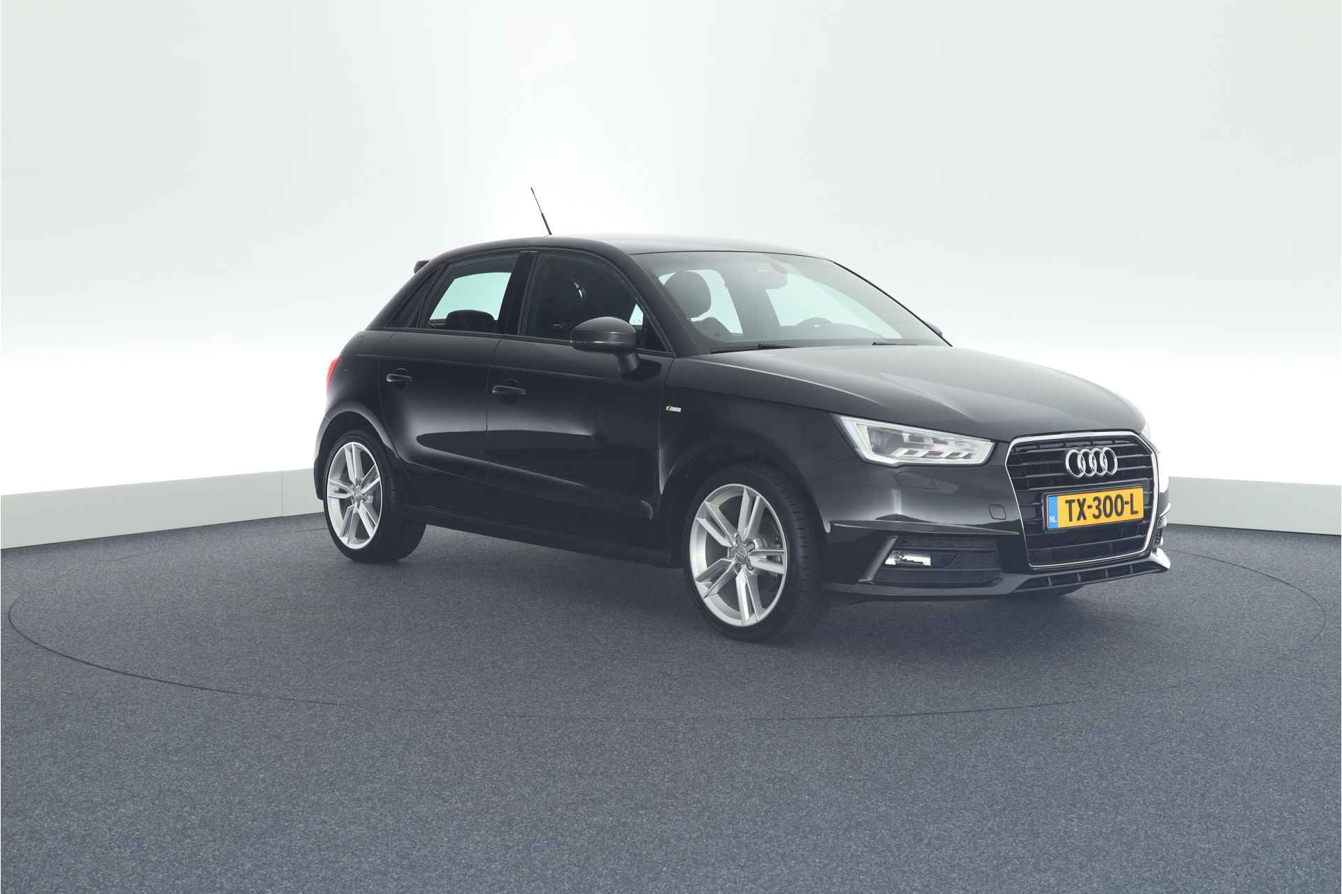 Audi A1 Sportback 1.0 TFSI 95pk 2x S-Line Xenon Navigatie Cruise Control - 11/40