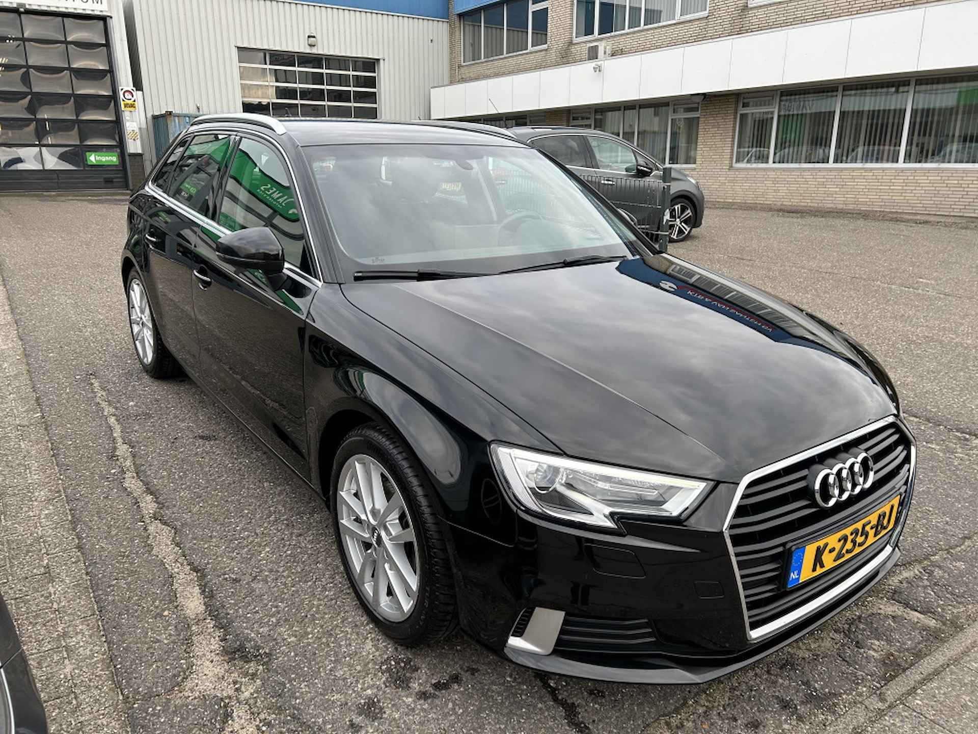 Audi A3 Sportback 30 TFSI Advance Sport - 8/27