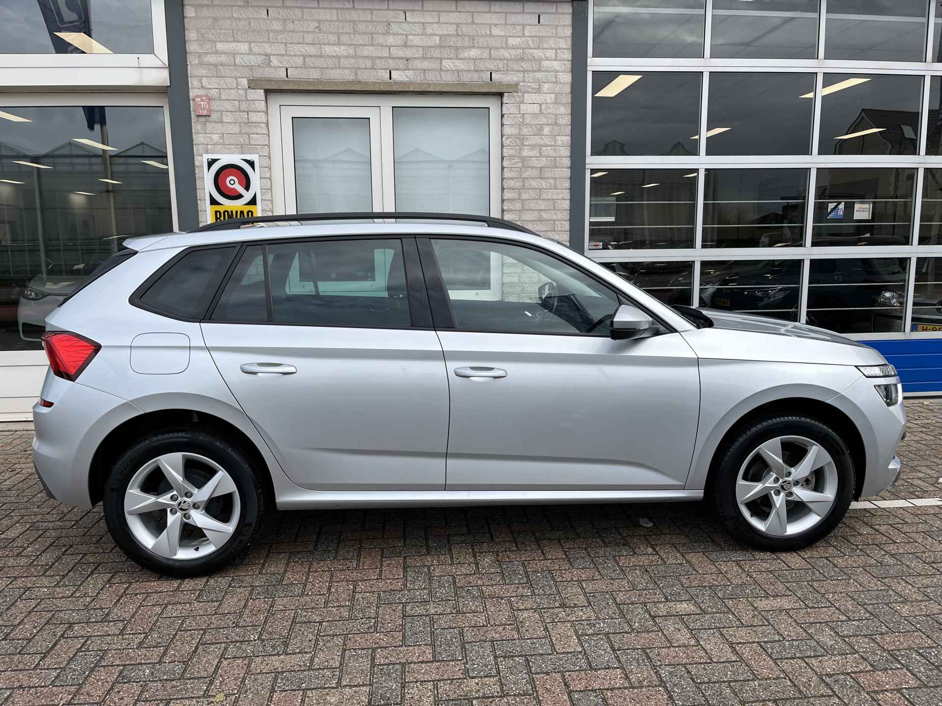 Škoda Kamiq 1.0 TSI Ambition / PARK. SENSOREN/ CRUISE/ APP CONNECT/ AIRCO/ - 32/36