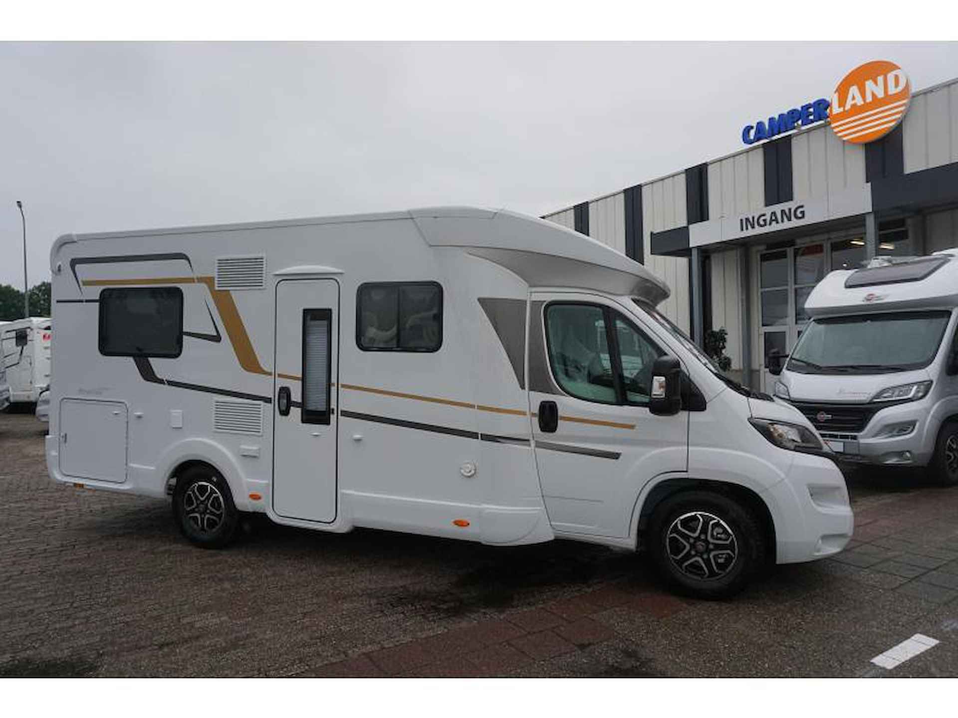 Eura Mobil Profila T 675 SB 180PK/HEAVY CH./RIJ ASS - 2/4