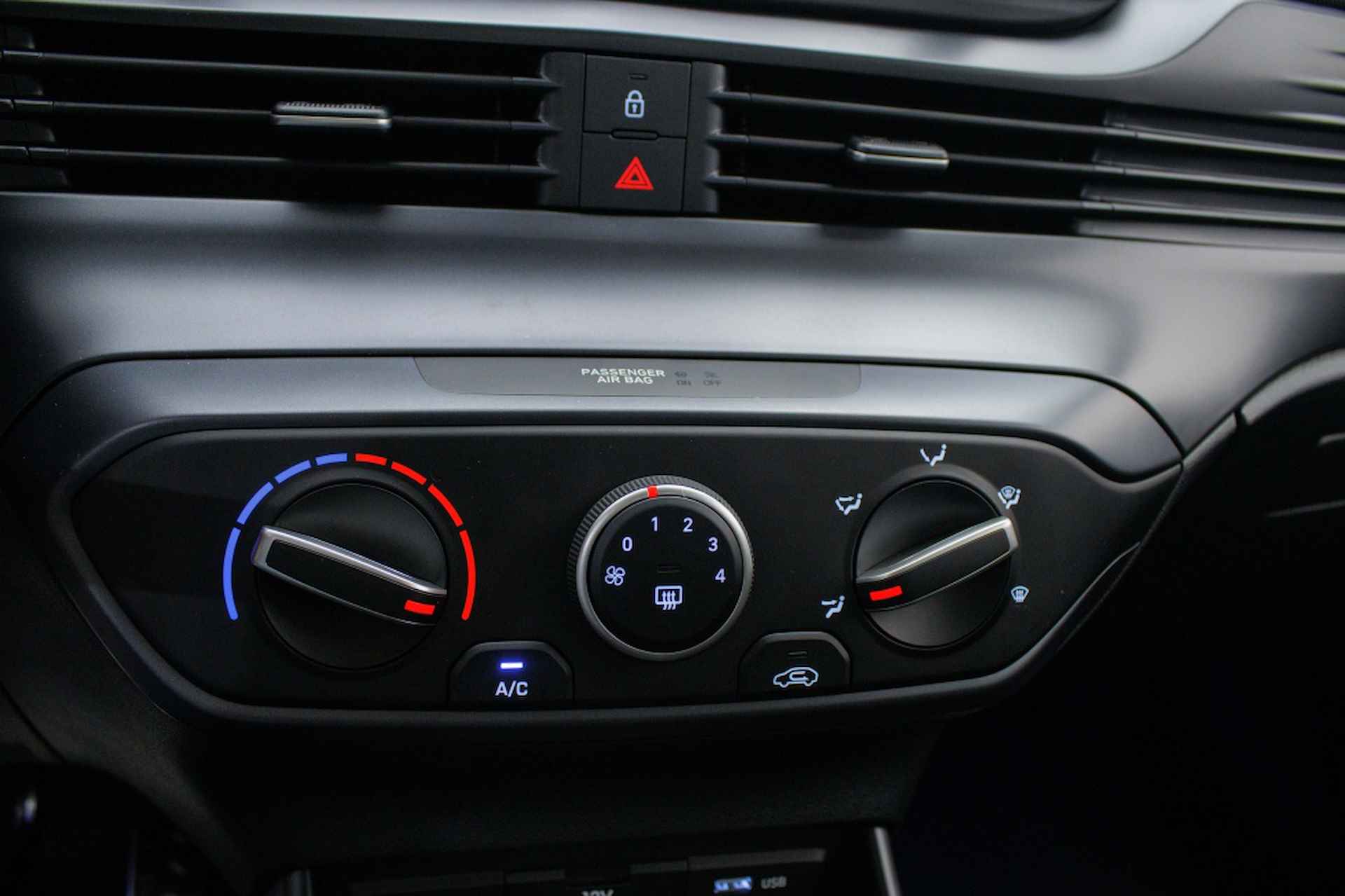 Hyundai Bayon 1.0 T-GDI Comfort | Carplay navigatie | Camera - 32/44