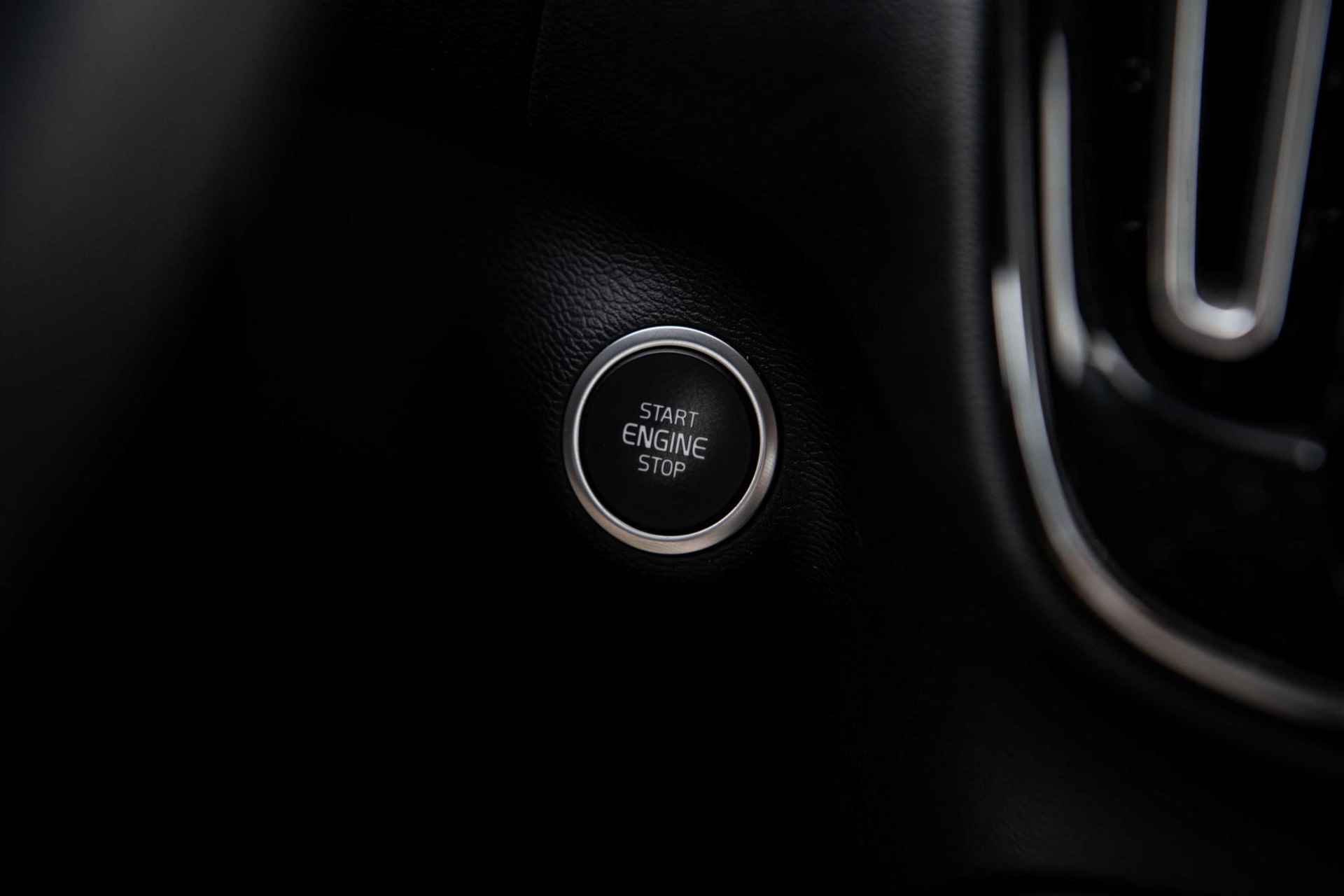 Volvo XC40 2.0 T4 Inscription Fin.€ 524p/m | Trekhaak | BLIS| | Adaptieve Cruise Control | Keyless Entry | Park Assist | Parkeer Camera | - 31/39