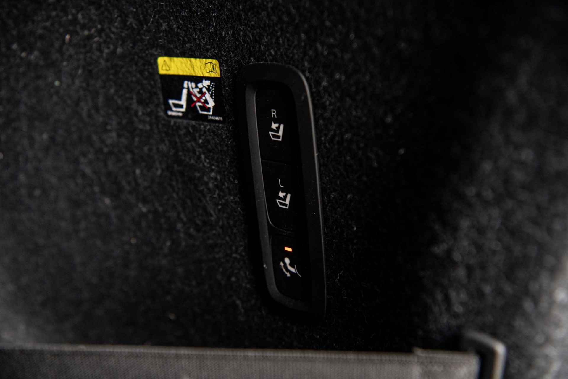 Volvo XC40 2.0 T4 Inscription Fin.€ 524p/m | Trekhaak | BLIS| | Adaptieve Cruise Control | Keyless Entry | Park Assist | Parkeer Camera | - 37/39